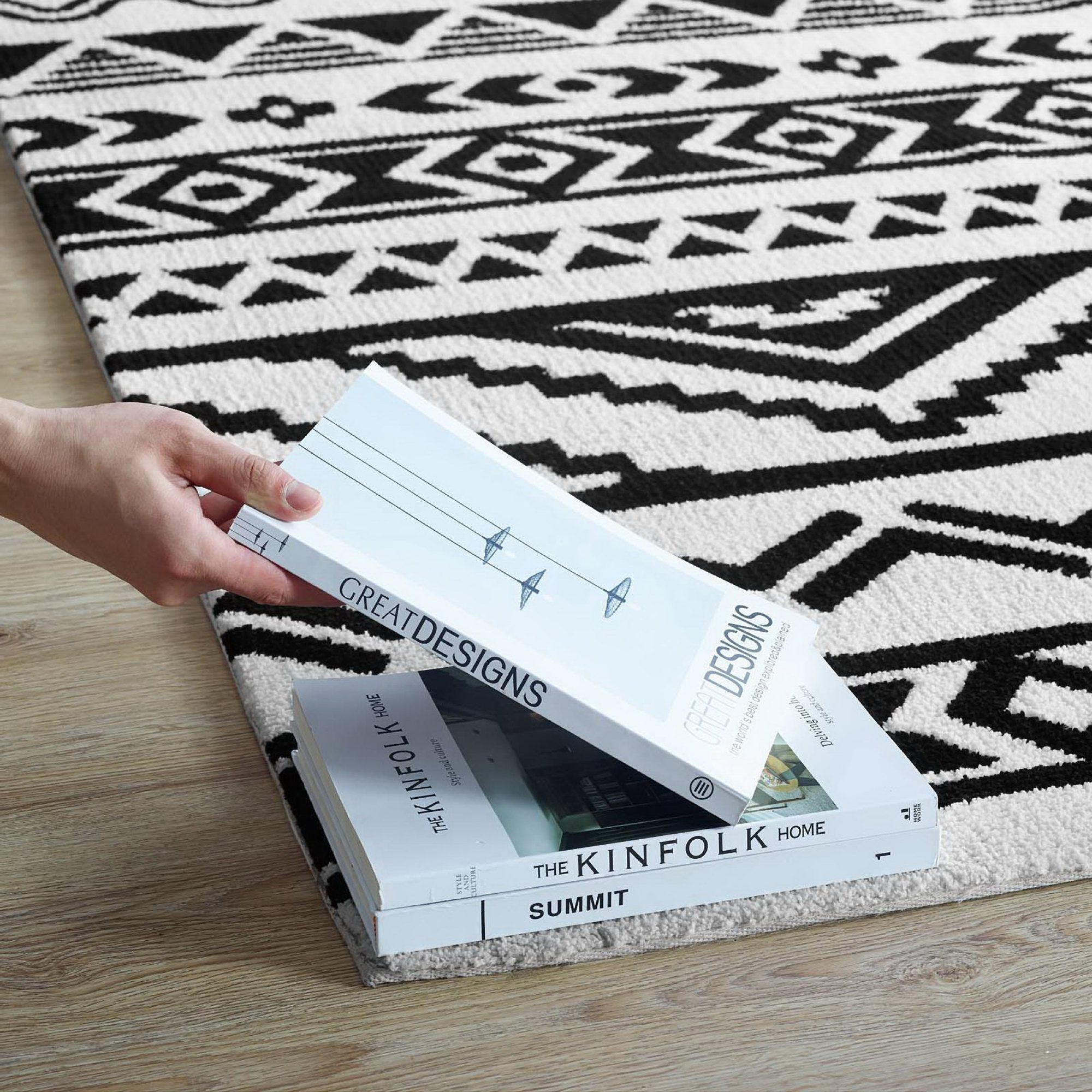 Haku Geometric Moroccan Tribal 8x10 Area Rug