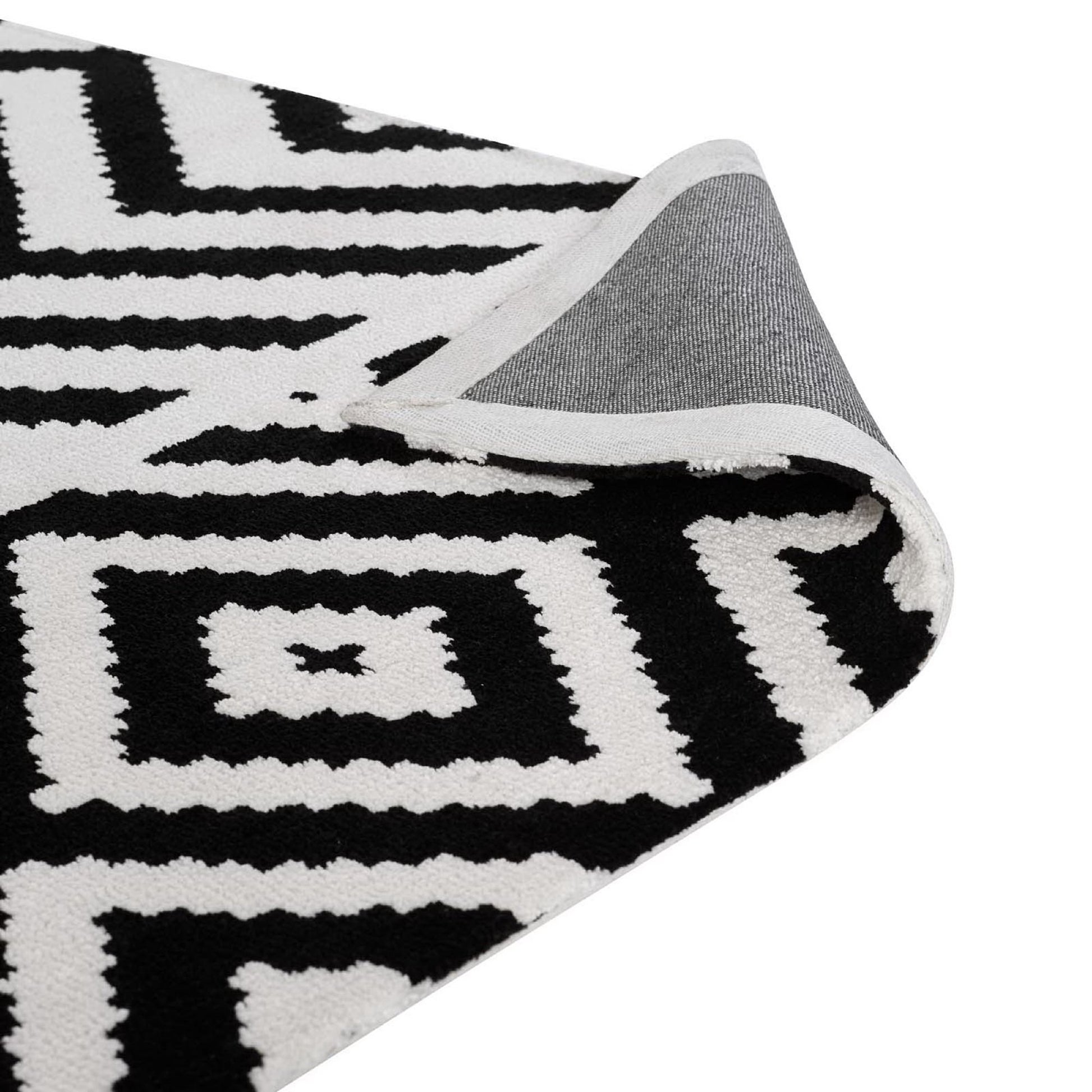 Ailani Geometric Chevron / Diamond 8x10 Area Rug