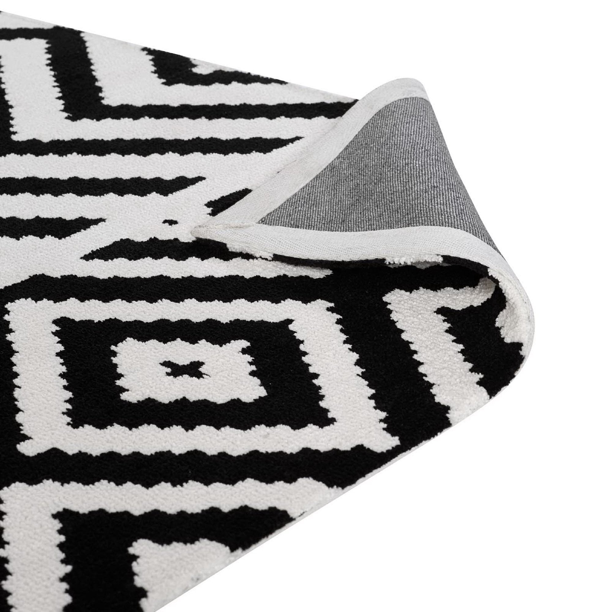 Ailani Geometric Chevron / Diamond 8x10 Area Rug