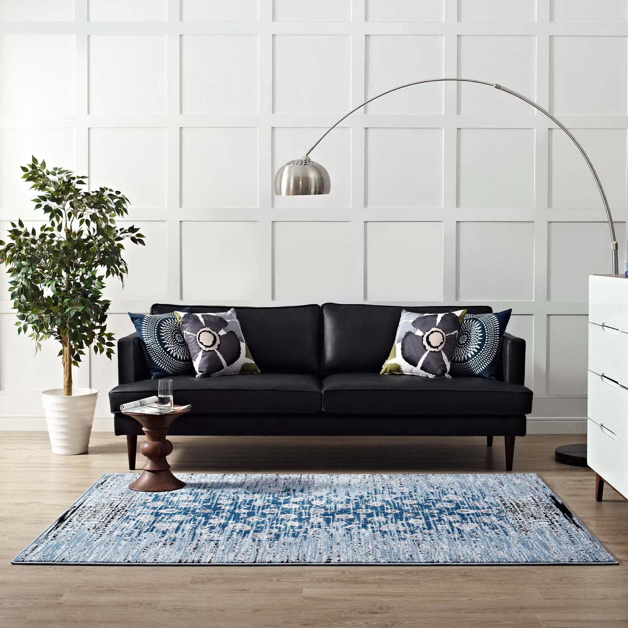 Chiara Distressed Floral Lattice Contemporary 5x8 Area Rug