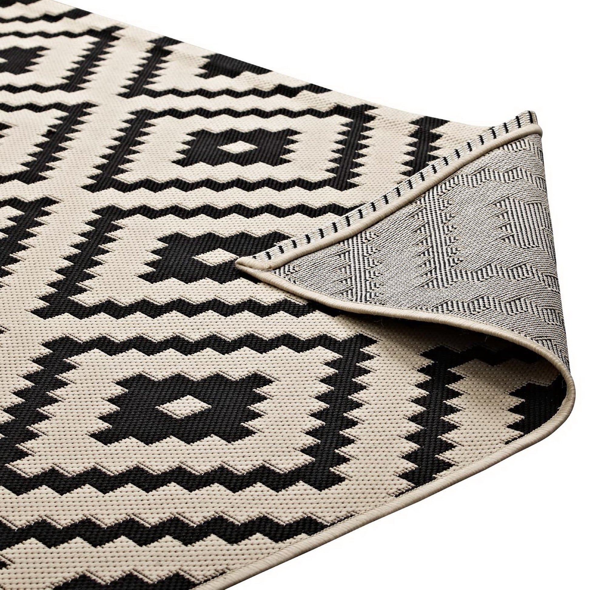 Perplex Geometric Diamond Trellis Indoor and Outdoor 8x10 Area Rug