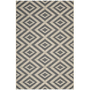 Jagged Geometric Diamond Trellis Indoor and Outdoor 5x8 Area Rug - Gray and Beige