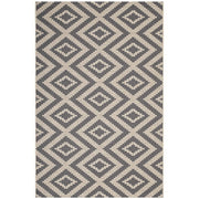 Jagged Geometric Diamond Trellis Indoor and Outdoor 8x10 Area Rug - Gray and Beige