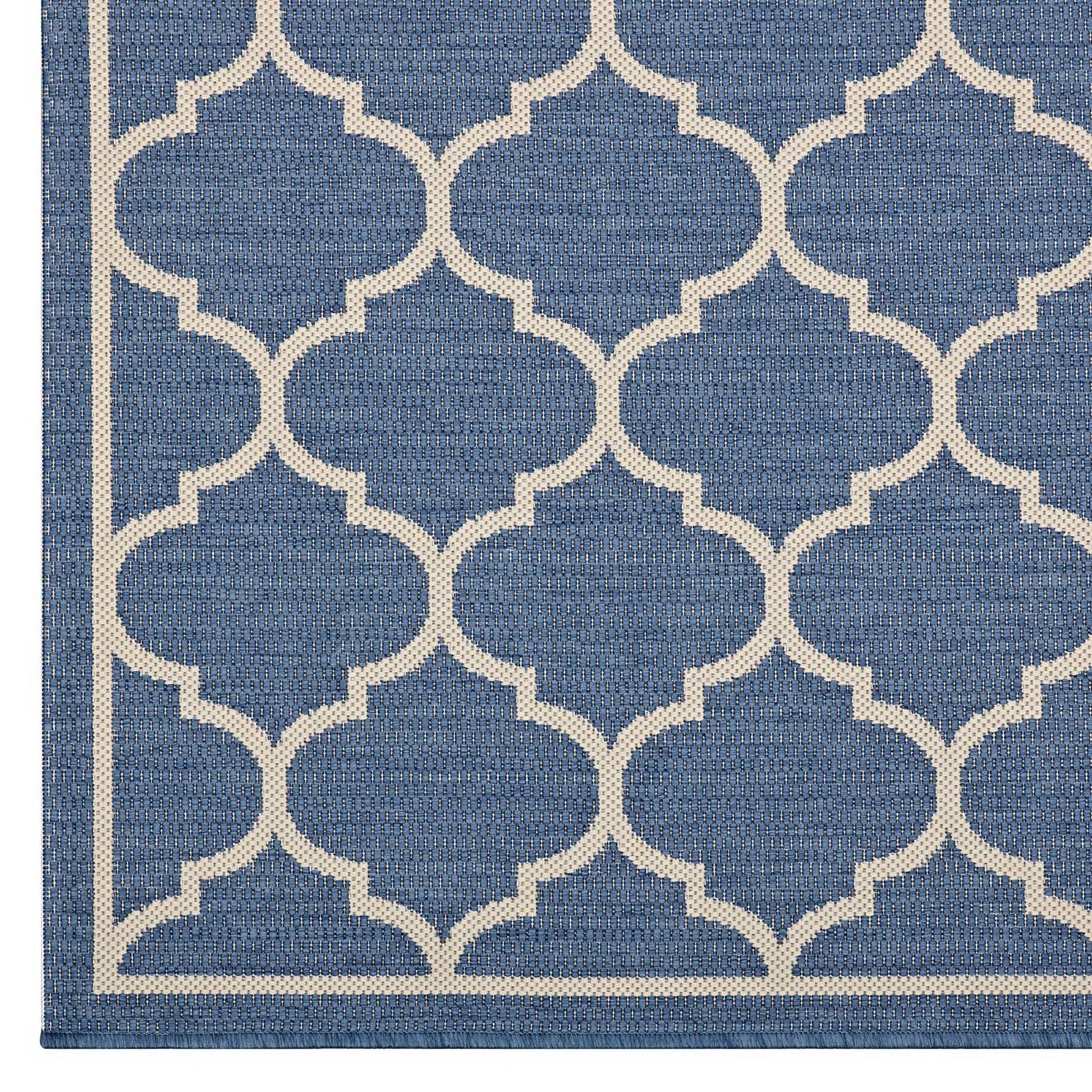 Avena Moroccan Quatrefoil Trellis Indoor and Outdoor 5x8 Area Rug - Gray and Beige
