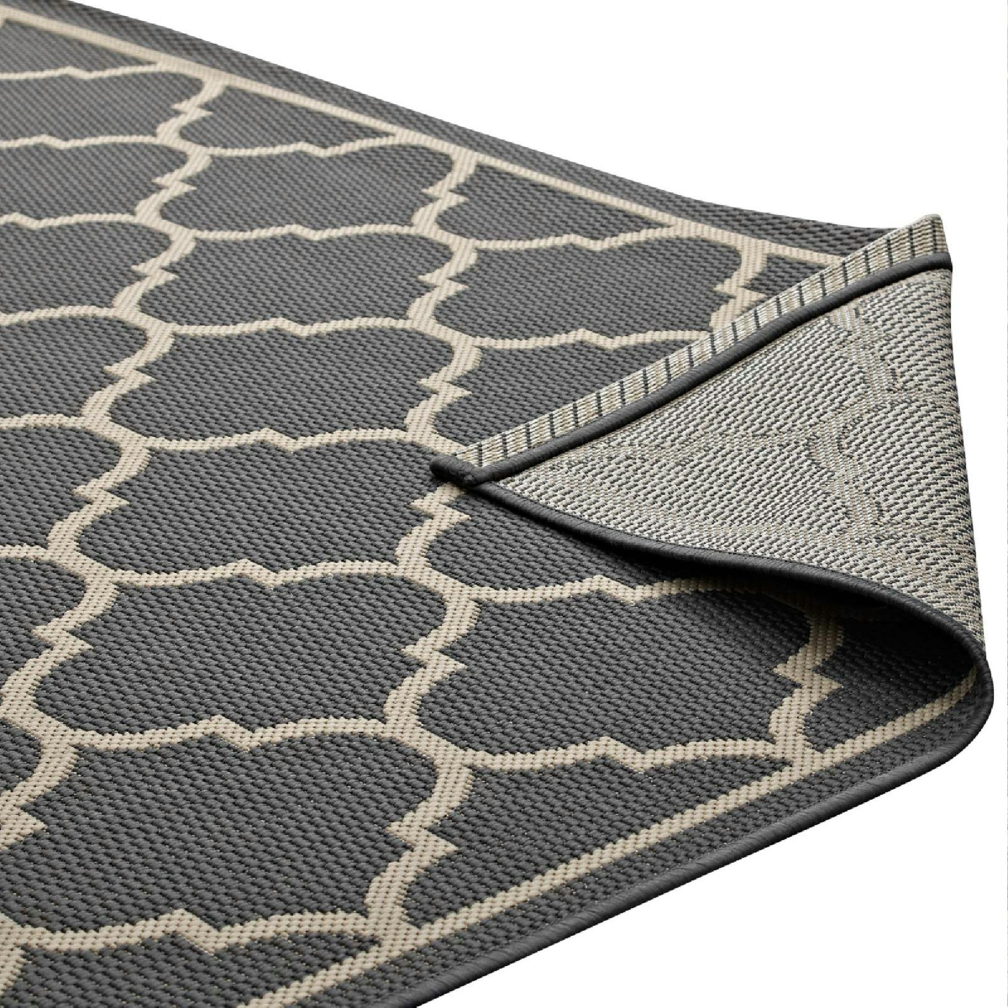 Avena Moroccan Quatrefoil Trellis Indoor and Outdoor 5x8 Area Rug