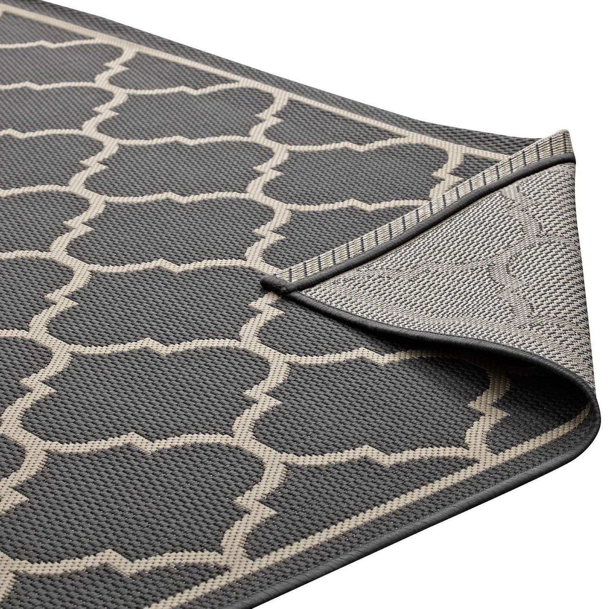 Avena Moroccan Quatrefoil Trellis Indoor and Outdoor 8x10 Area Rug