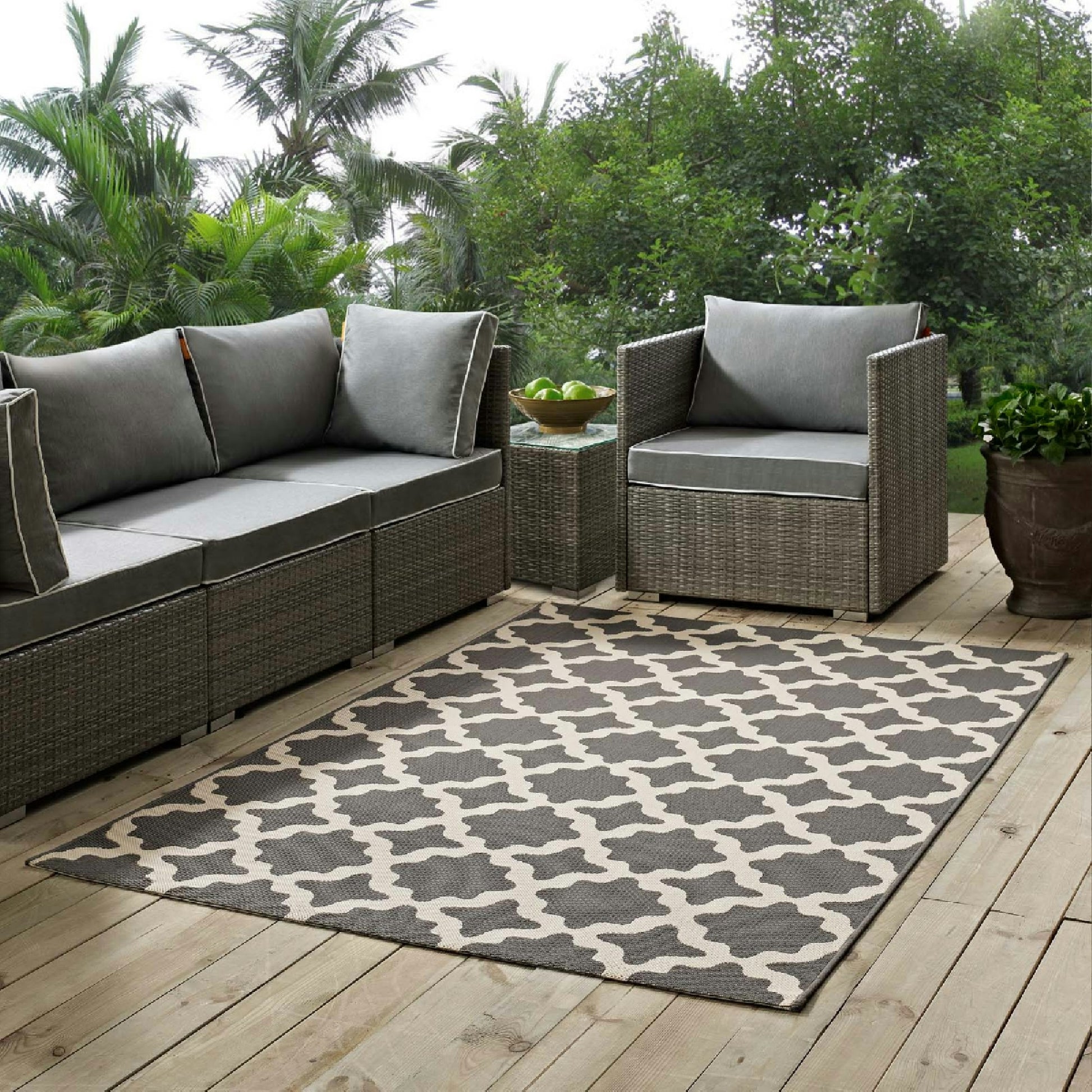Cerelia Moroccan Trellis Indoor and Outdoor 5x8 Area Rug