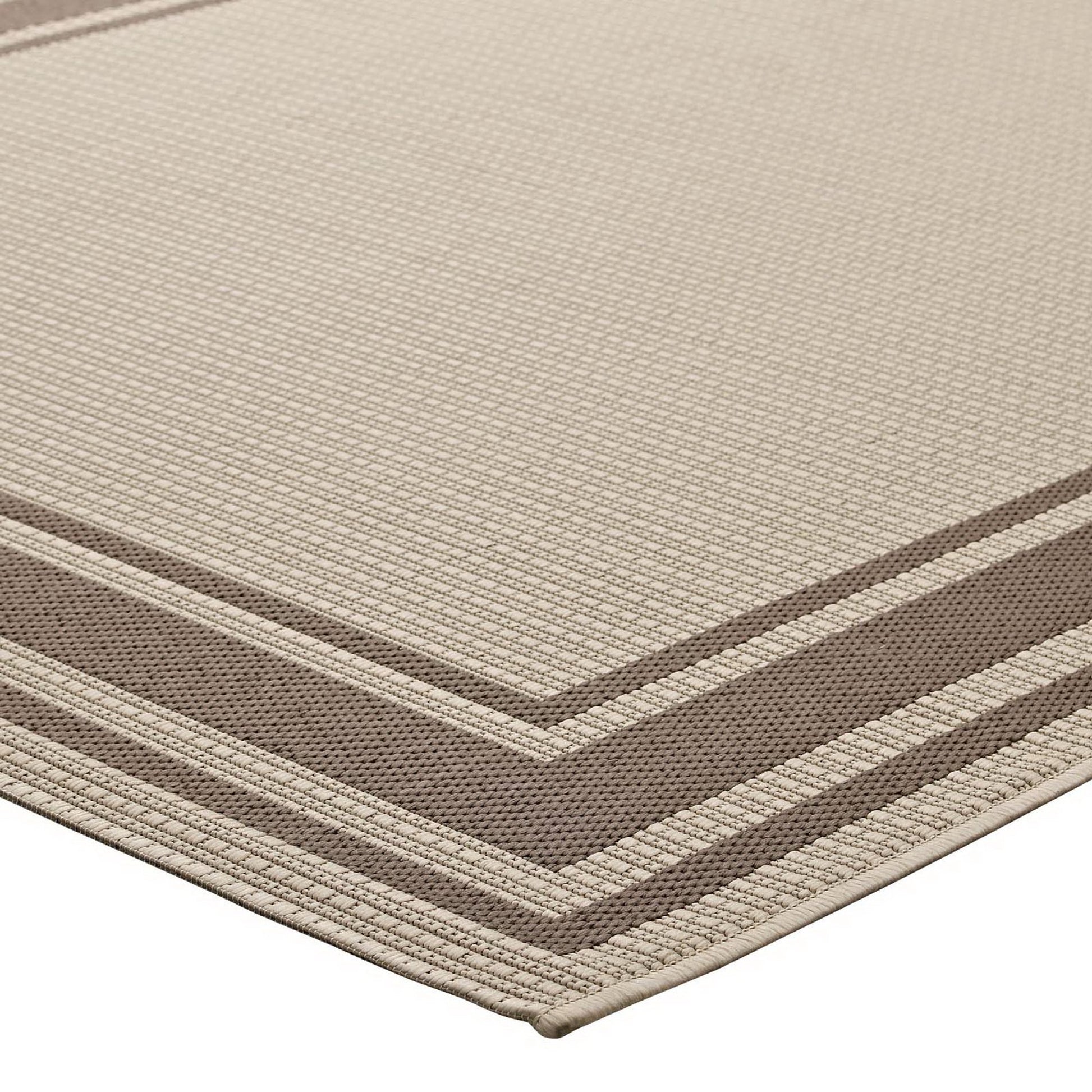 Rim Solid Border Indoor and Outdoor 5x8 Area Rug - Gray and Beige