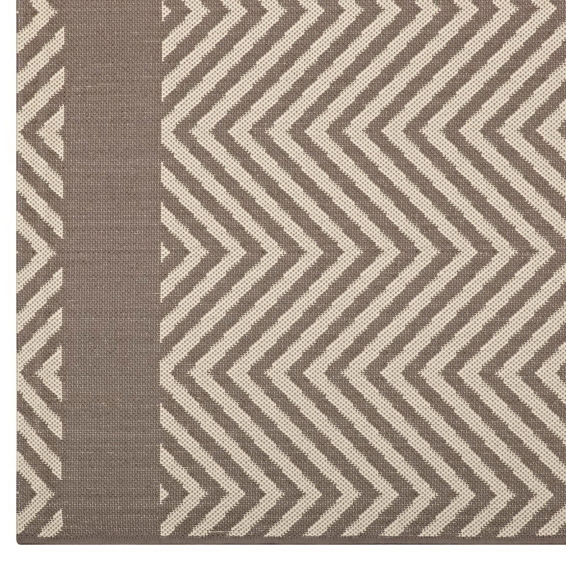 Optica Chevron With End Borders Indoor and Outdoor 8x10 Area Rug