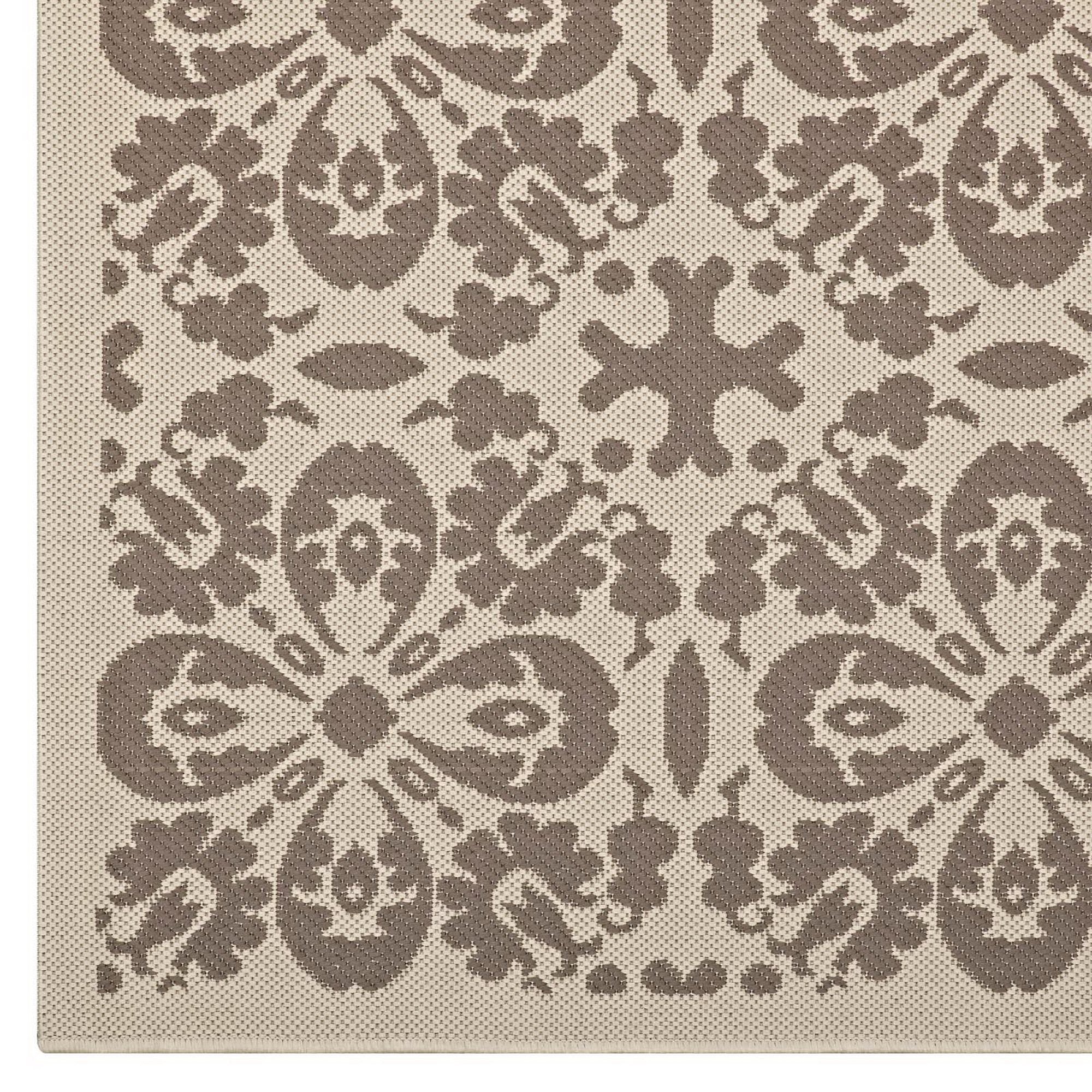 Ariana Vintage Floral Trellis Indoor and Outdoor 8x10 Area Rug