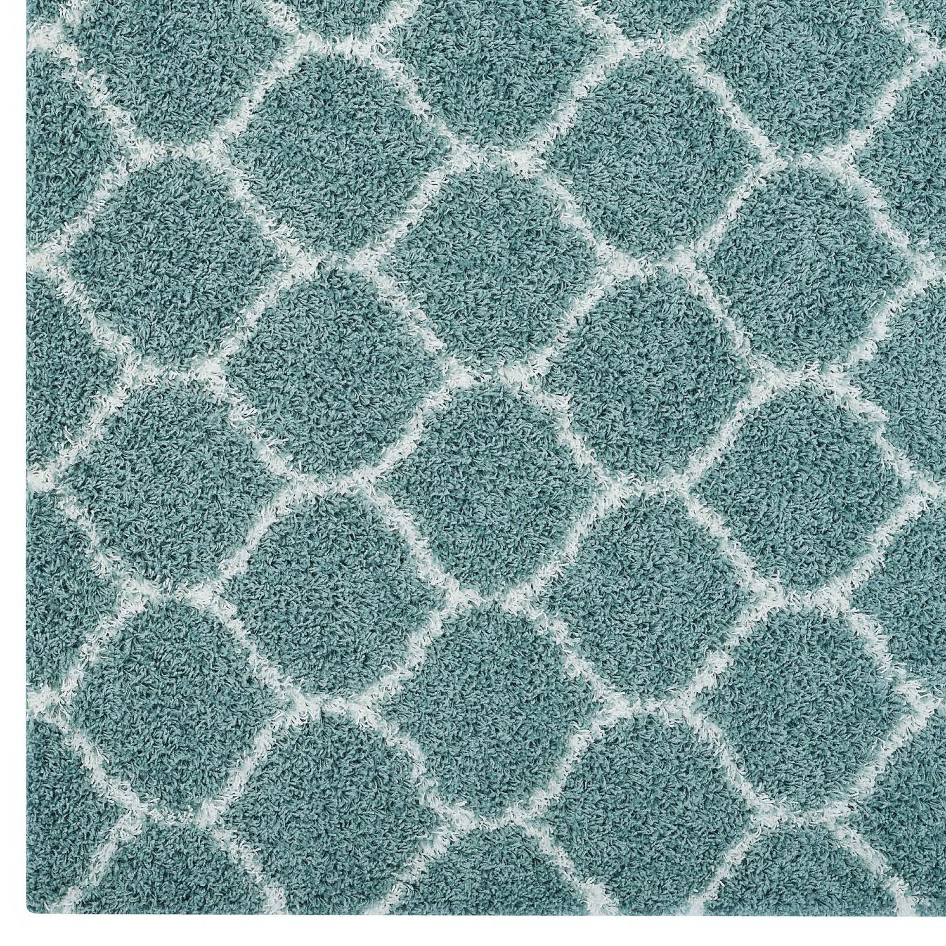 Solvea Moroccan Trellis 8x10 Shag Area Rug - Beige and Ivory