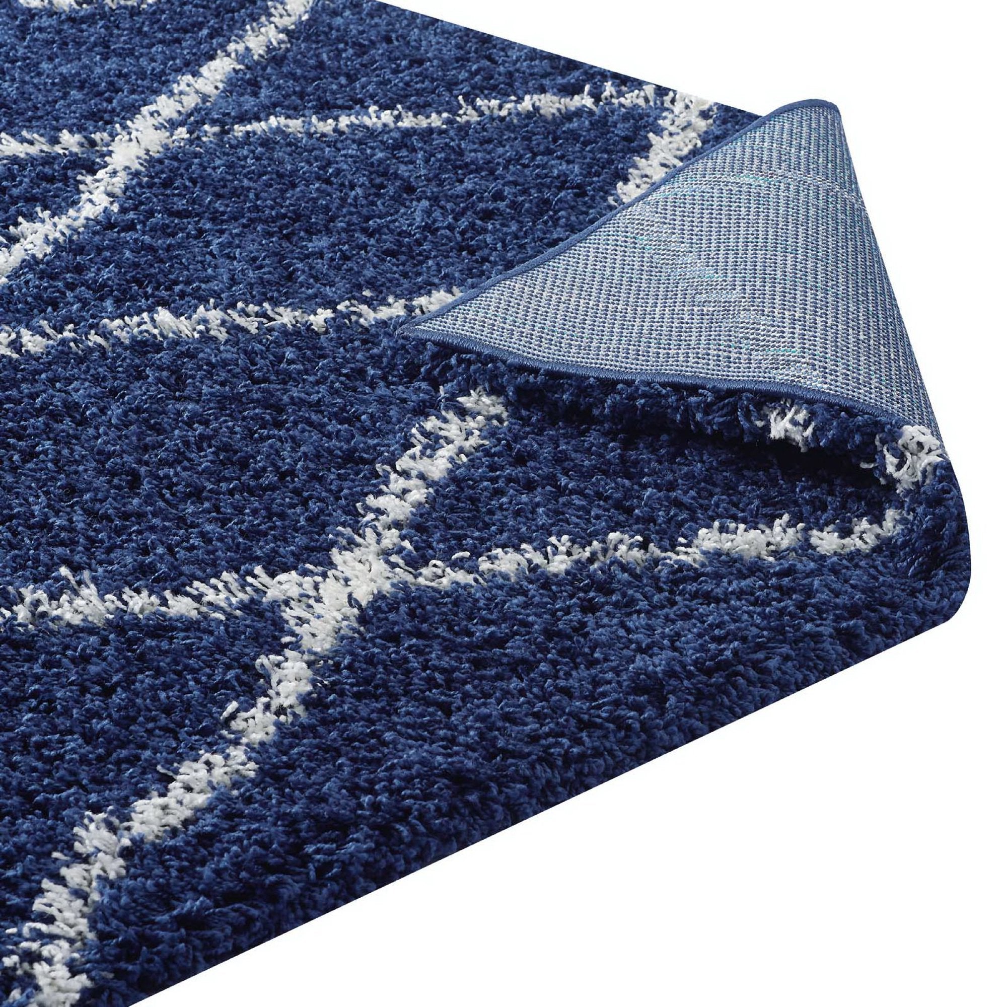 Toryn Diamond Lattice 5x8 Shag Area Rug - Aqua Blue and Ivory