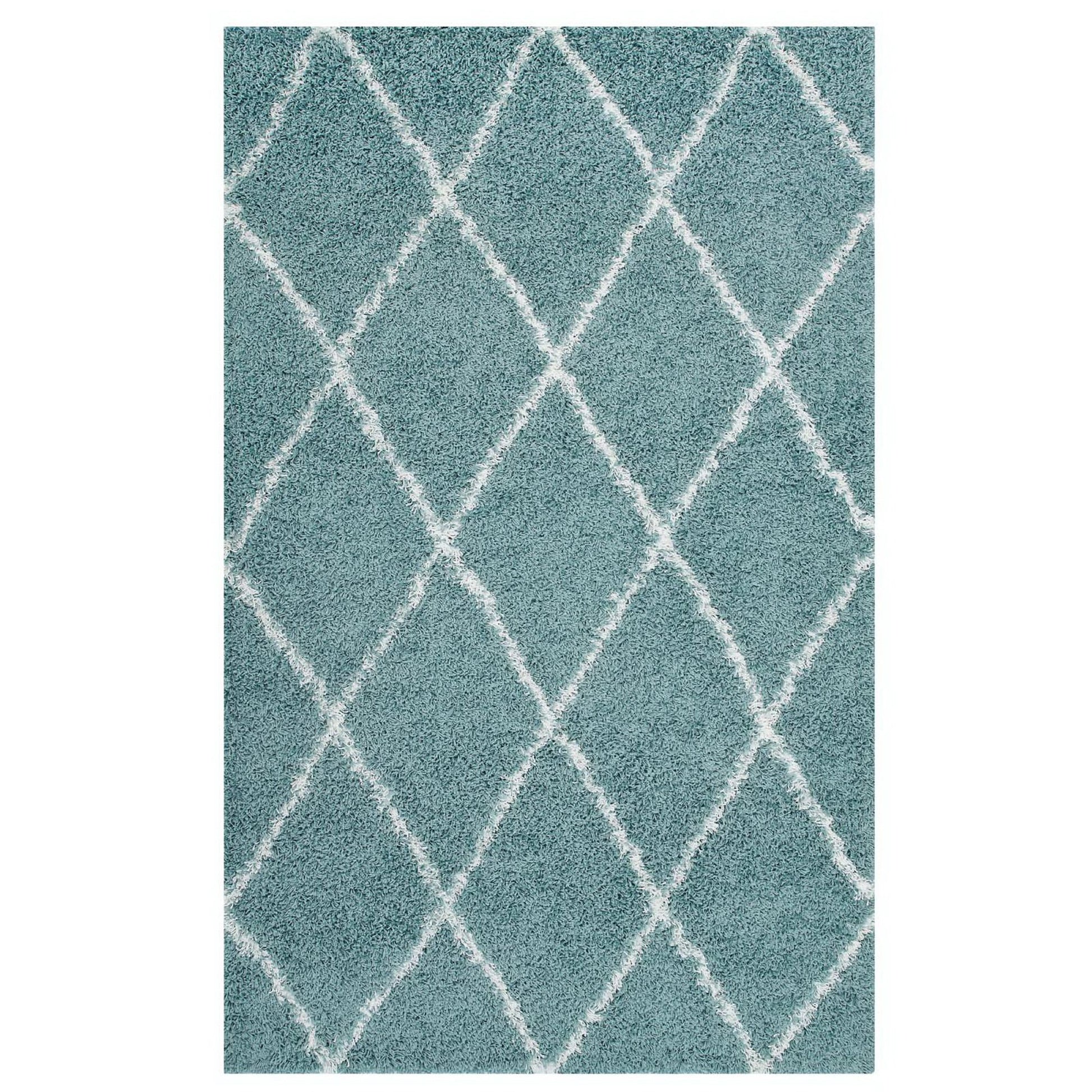 Toryn Diamond Lattice 5x8 Shag Area Rug