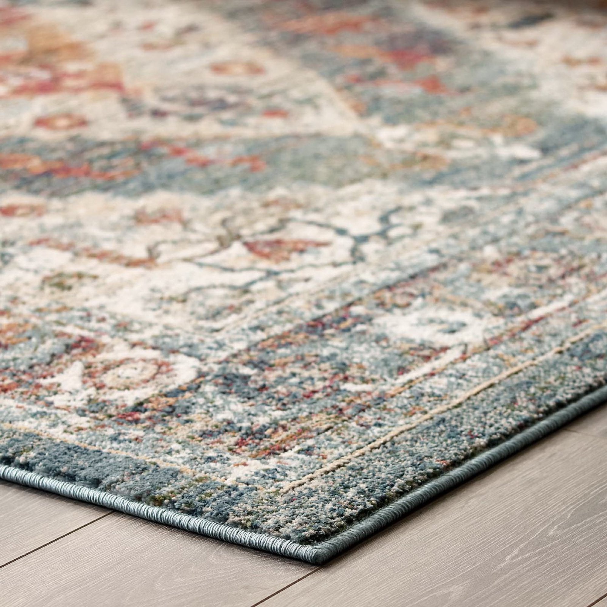 Tribute Camellia Distressed Vintage Floral Vintage Medallion 5x8 Area Rug