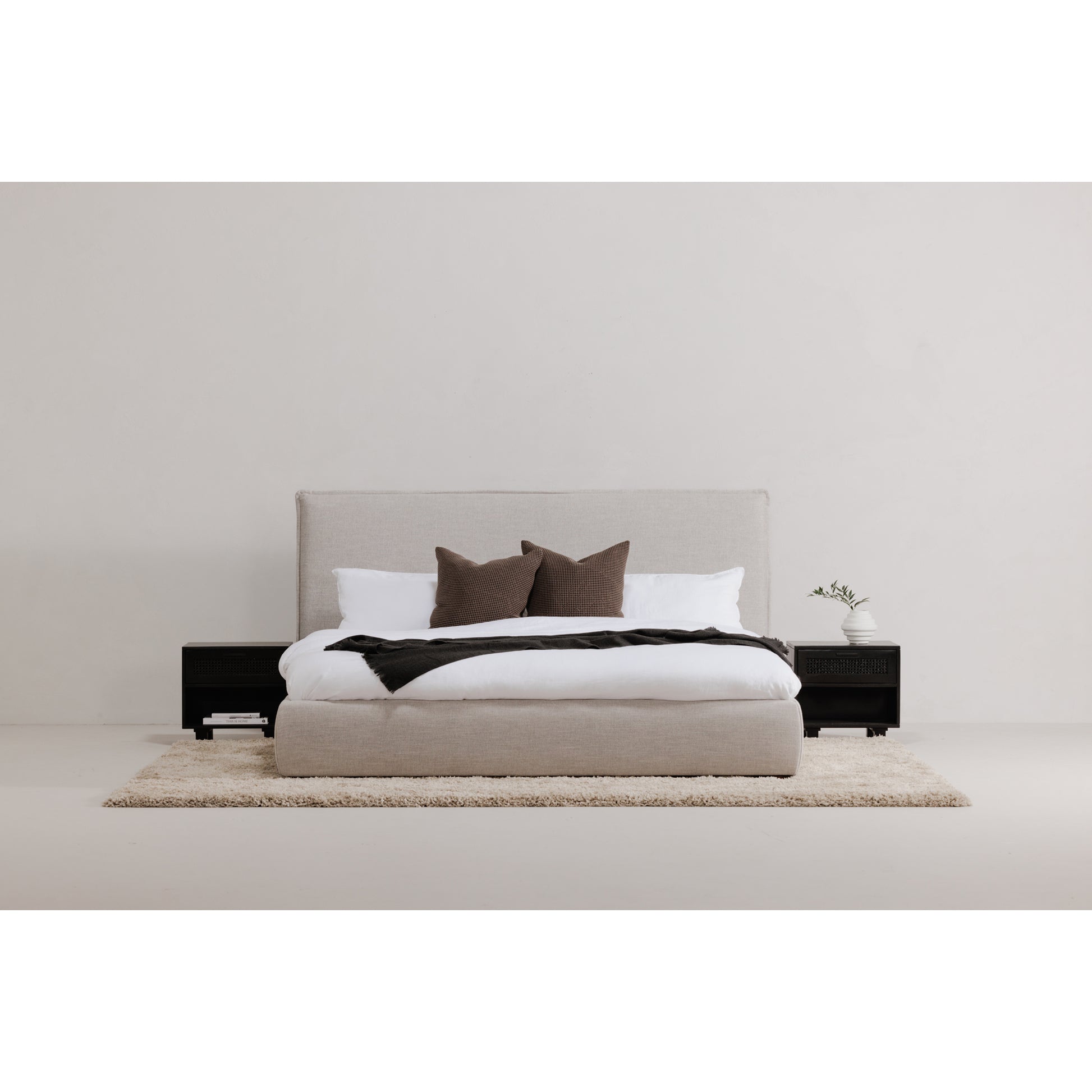 Luzon King Bed Light Grey by Moe's Home Collection - view 4