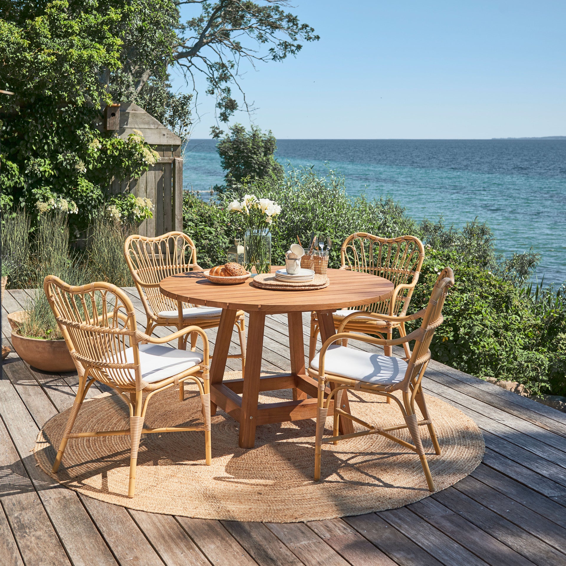 Margret Arm Chair Exterior by Sika Design - view 6