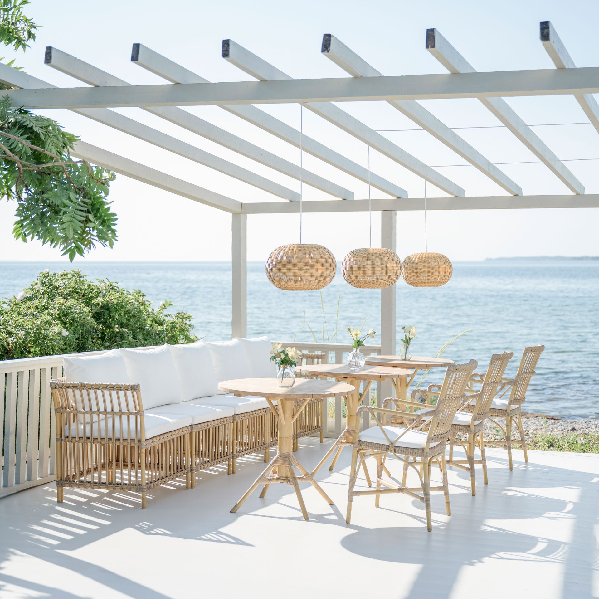 Piano Arm Chair Exterior by Sika Design - view 5