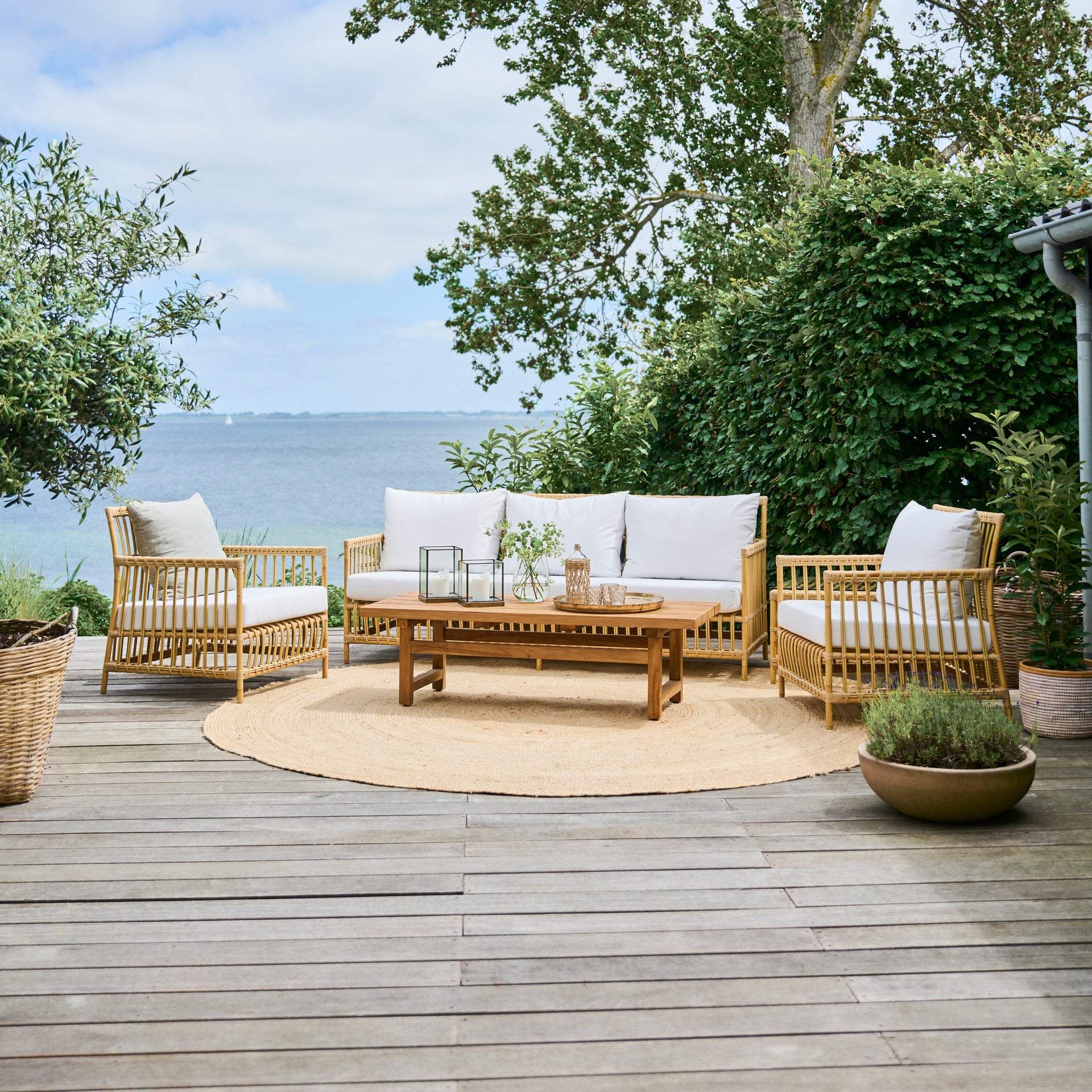Caroline Lounge Chair Exterior by Sika Design - view 6
