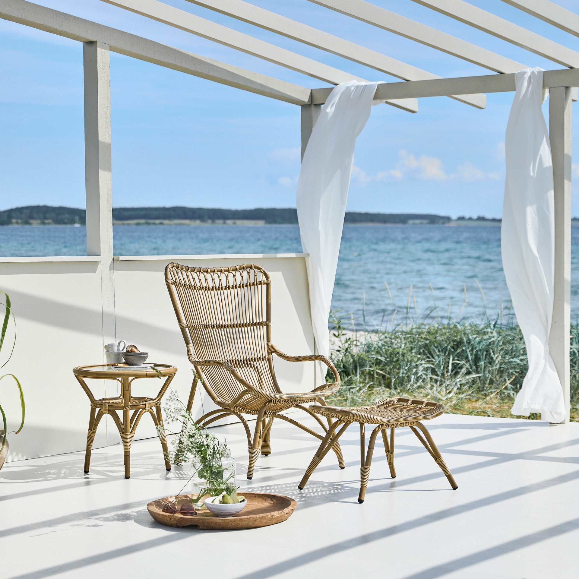 Monet Chair Exterior by Sika Design - view 6