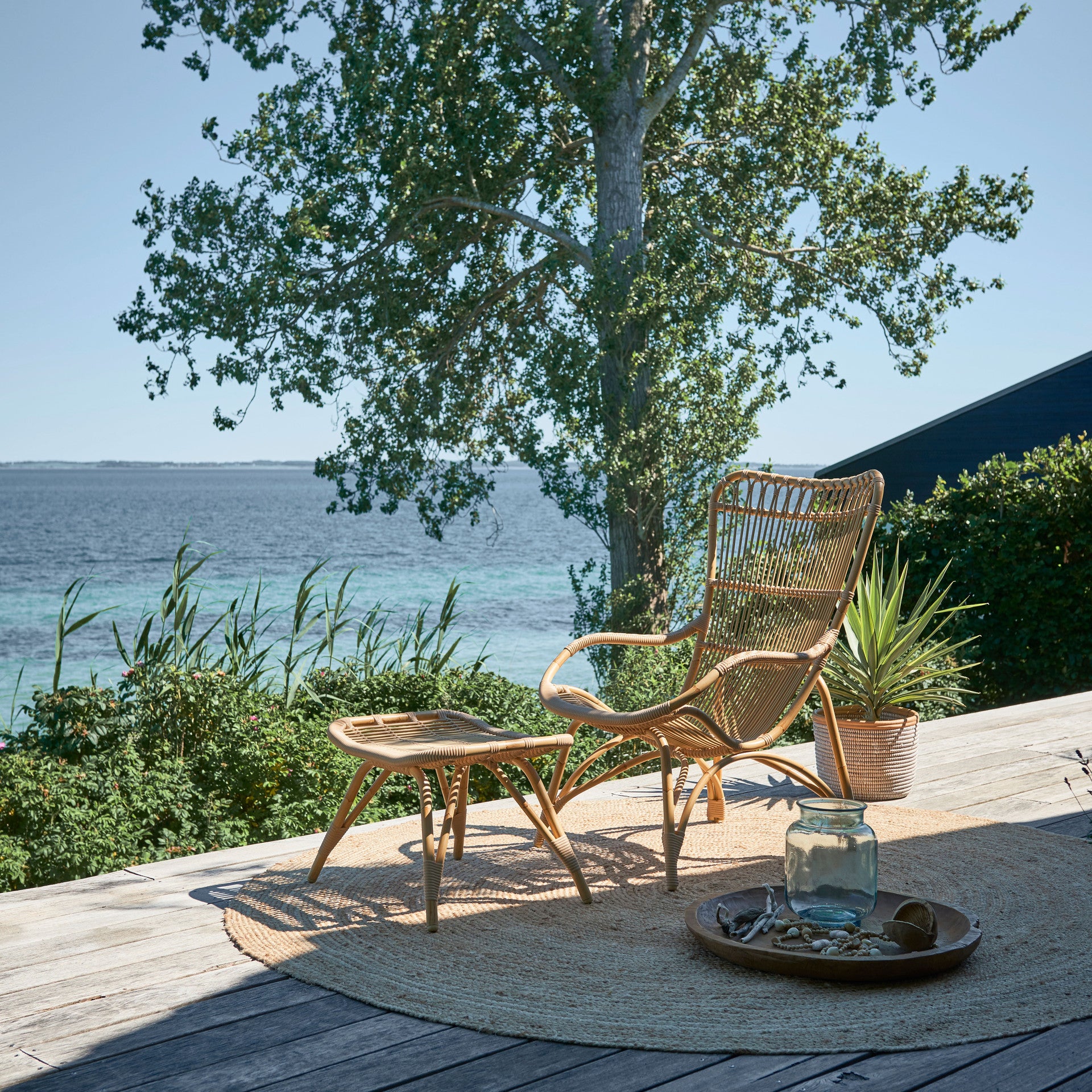 Monet Chair Exterior by Sika Design - view 7