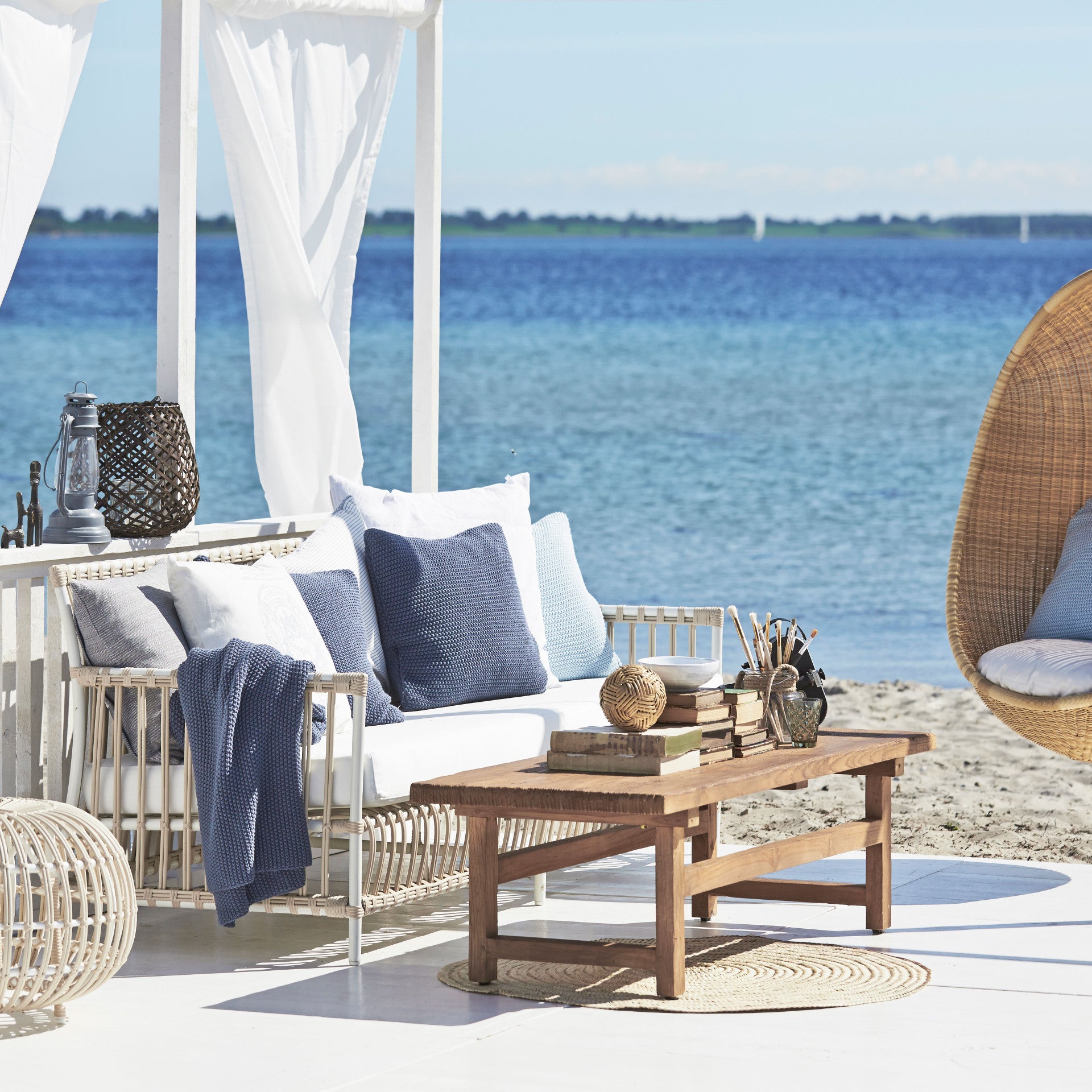 Caroline Sofa Exterior by Sika Design - view 7