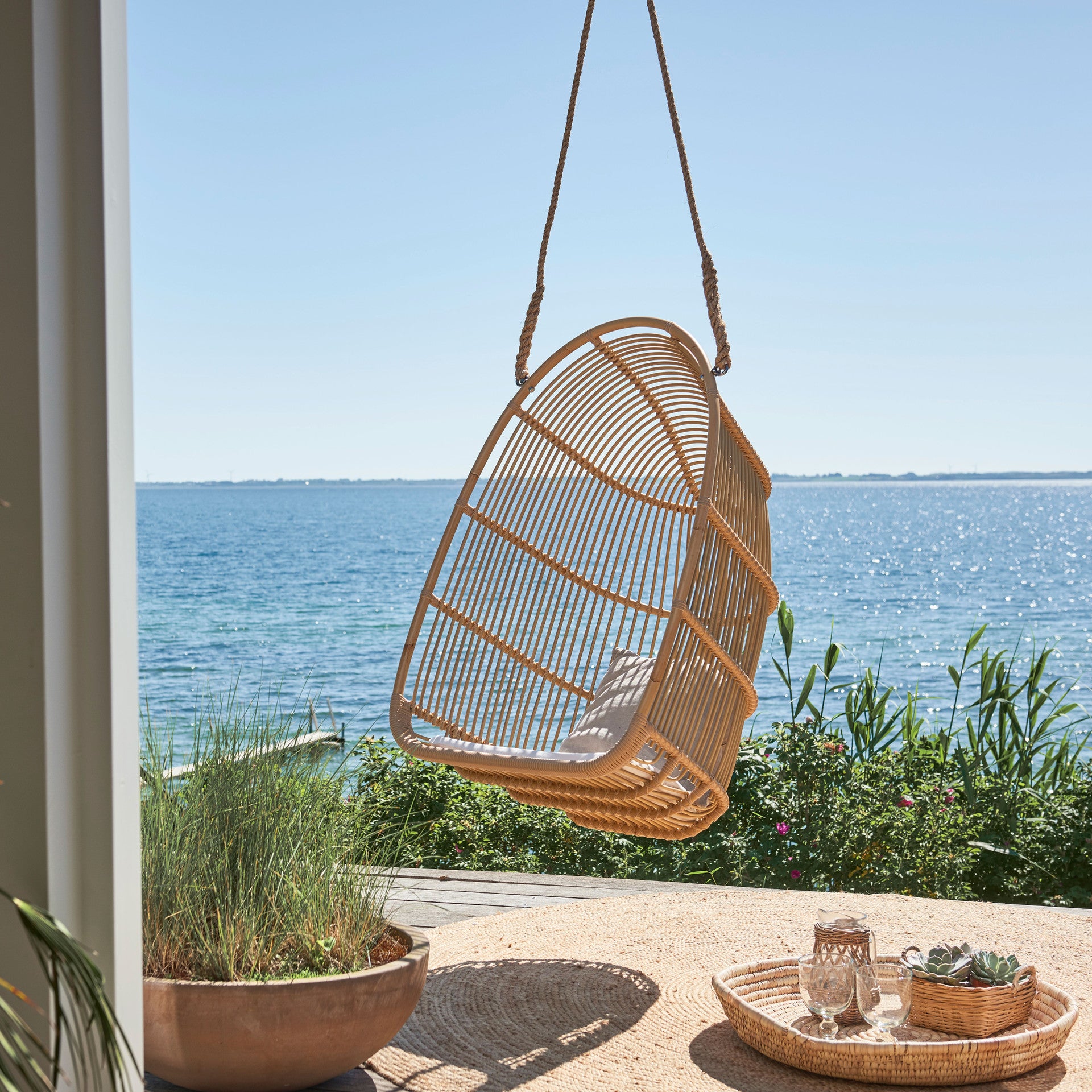 Renoir Hanging Chair Exterior by Sika Design - view 5