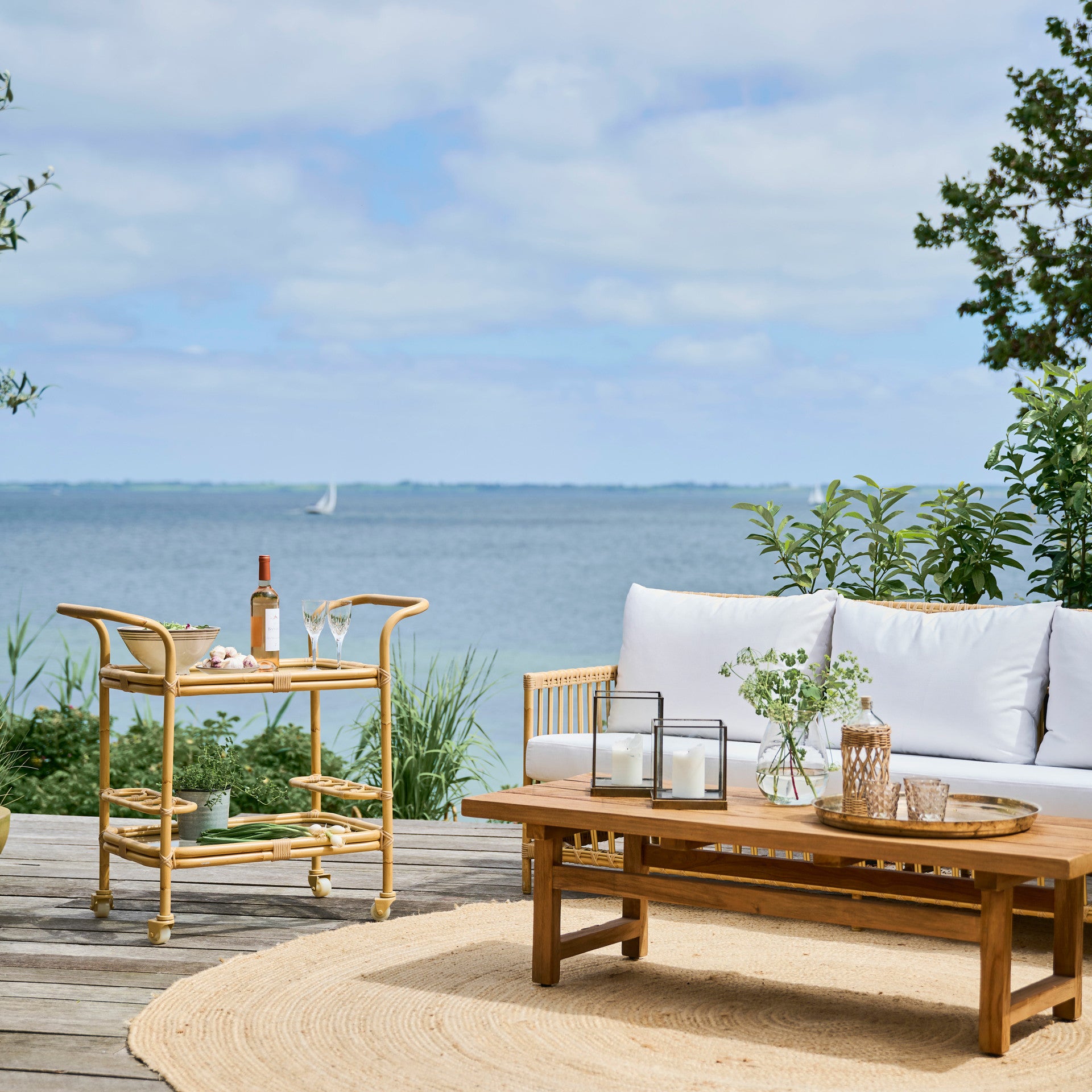Carlo Bar Cart Exterior by Sika Design - view 4