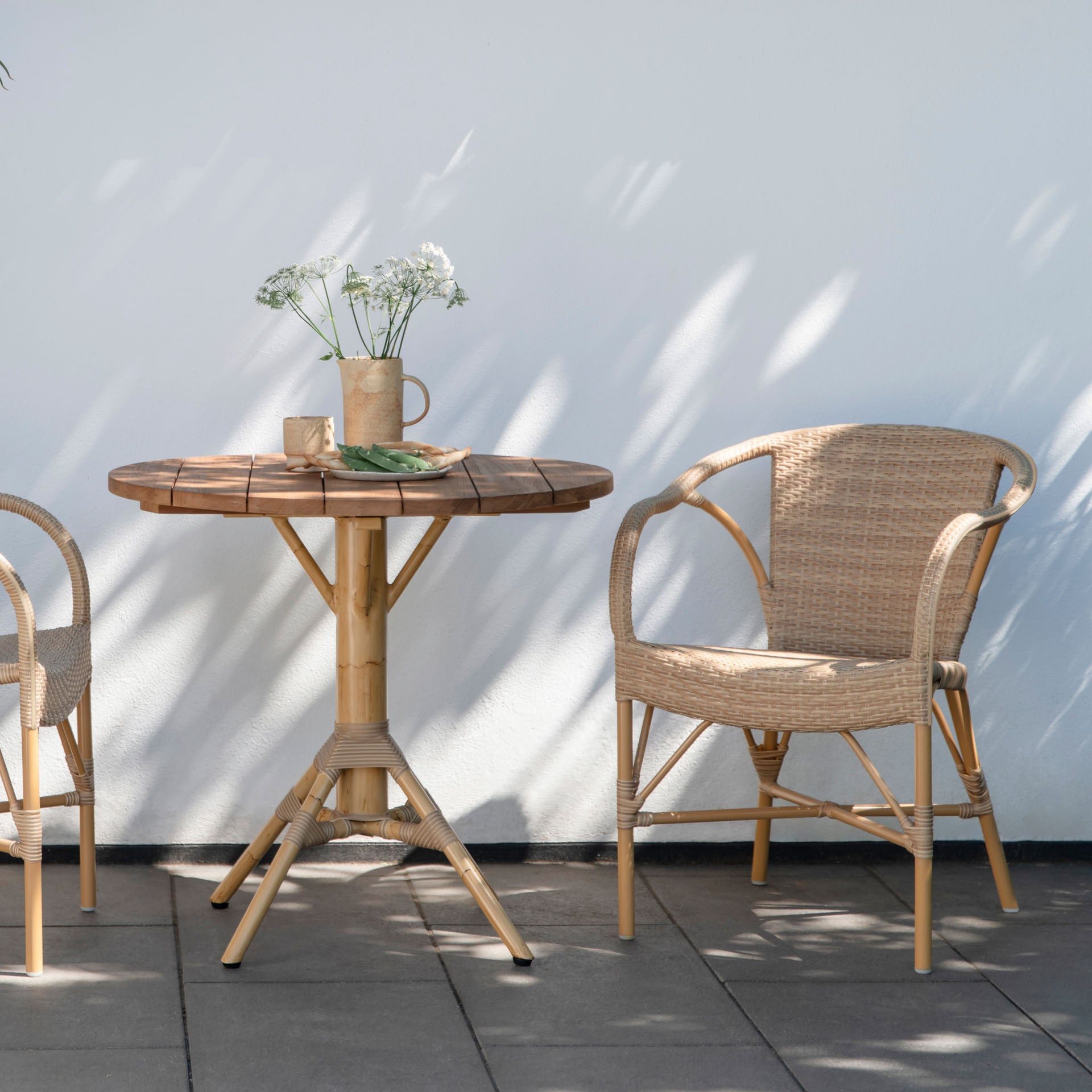 Nicole Cafe 31.5" Round Table by Sika Design - view 11