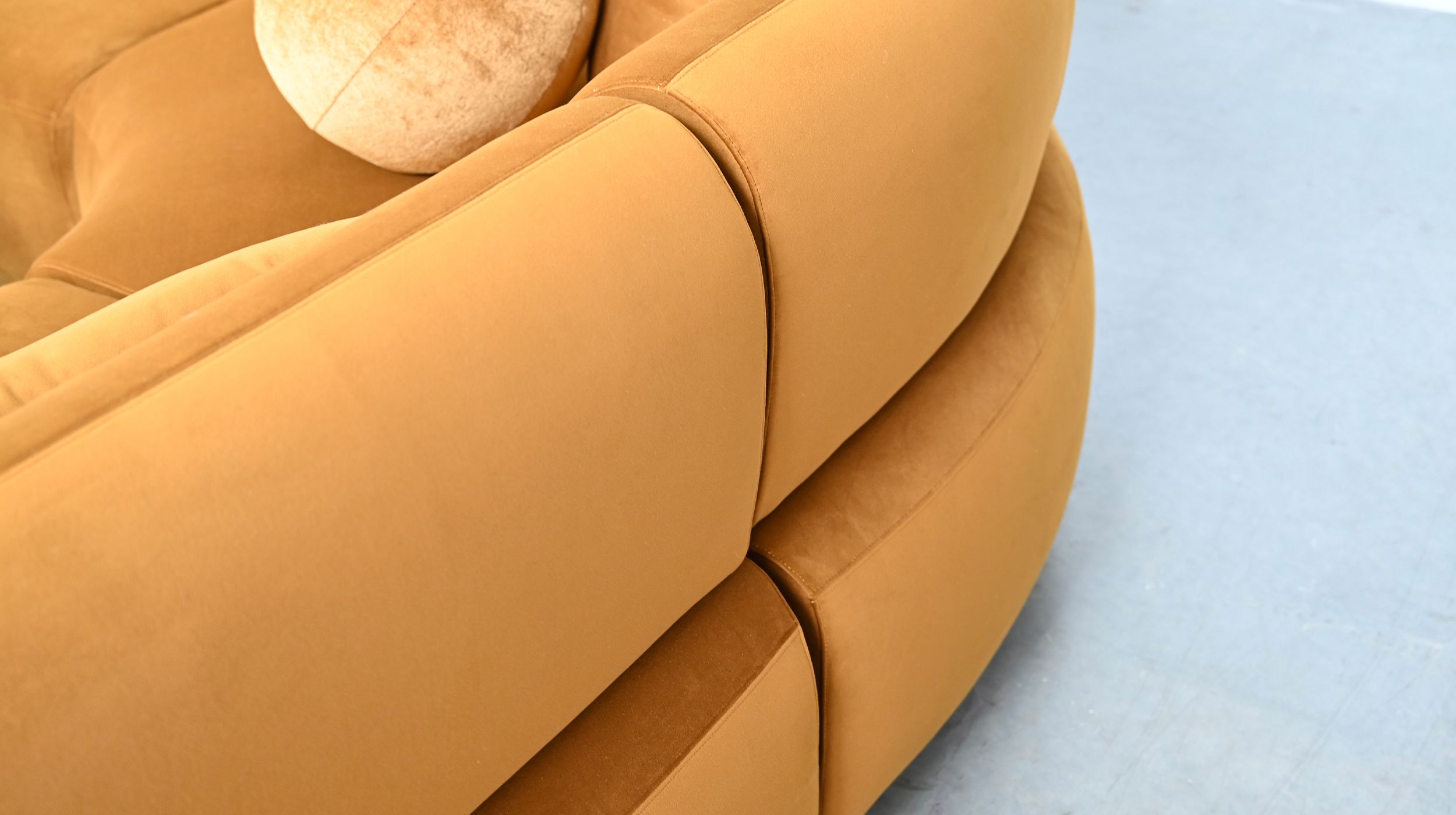 Itza Sectional Chaise Facing Left