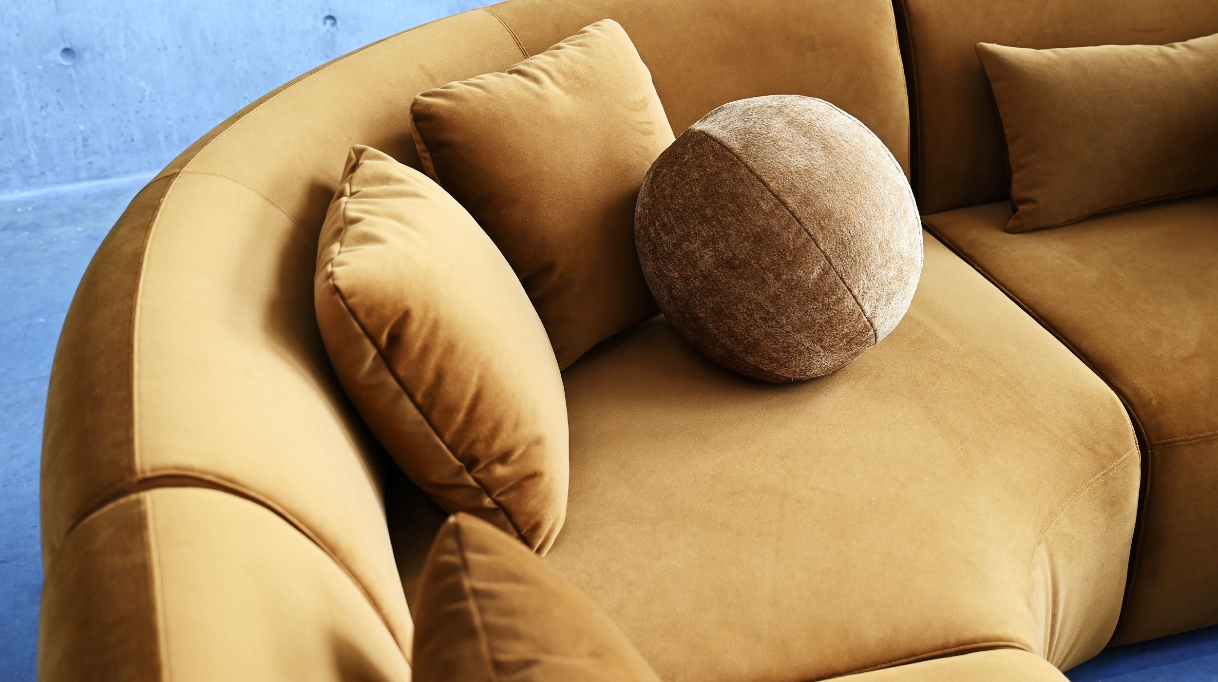 Itza Sectional Chaise Facing Left