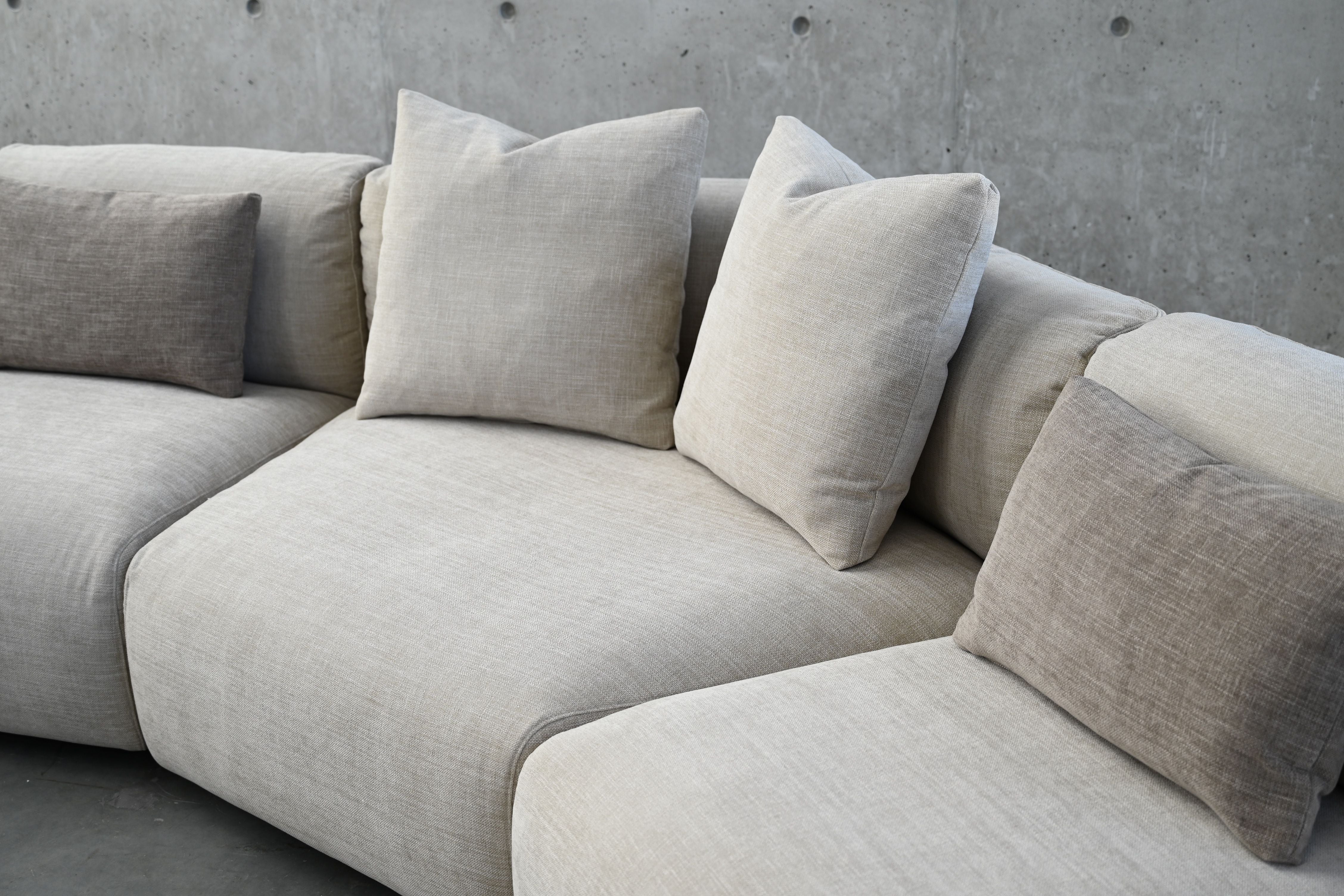 Maarten Sectional LAF