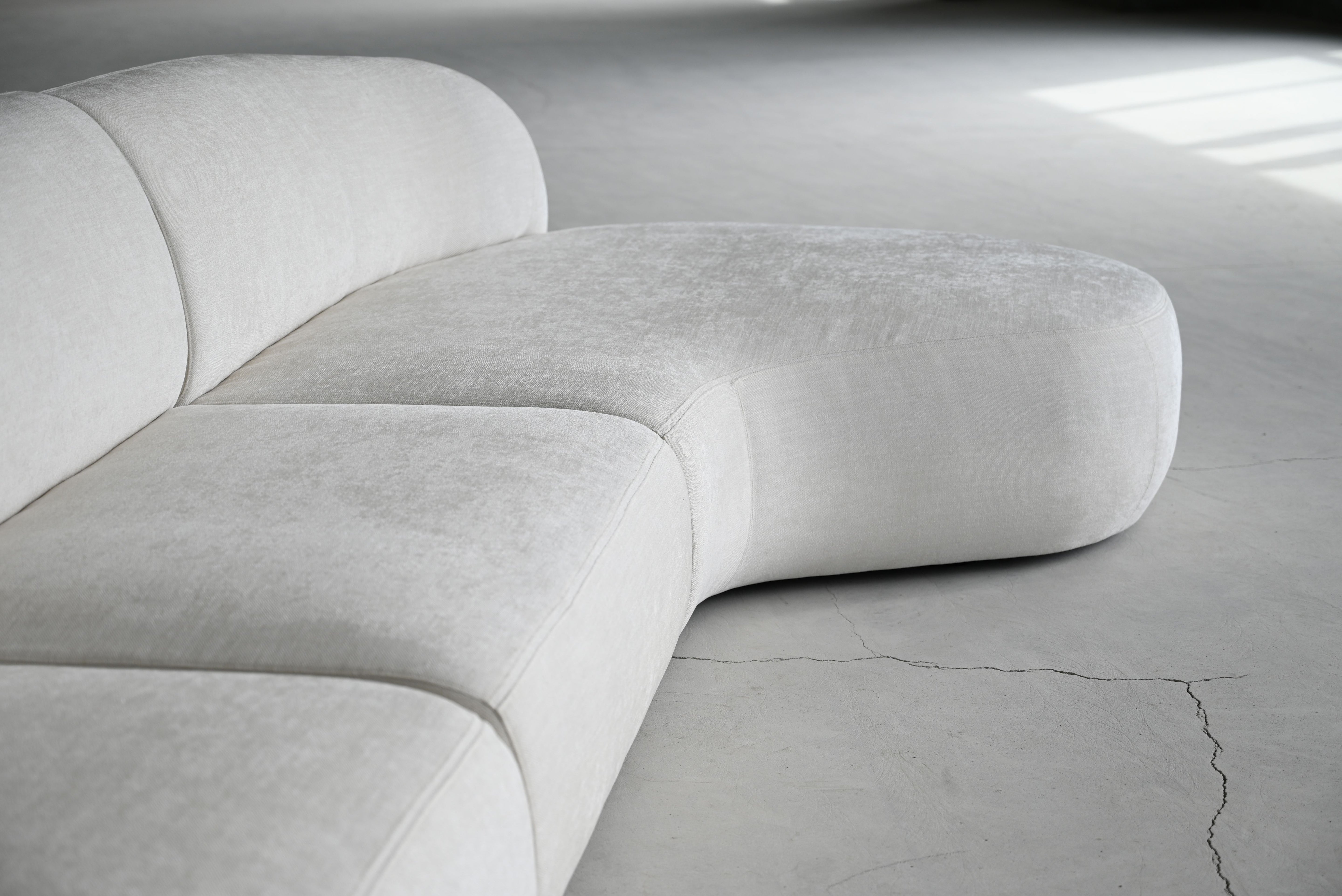 Moritz Sectional  3-Piece Chaise Facing Left