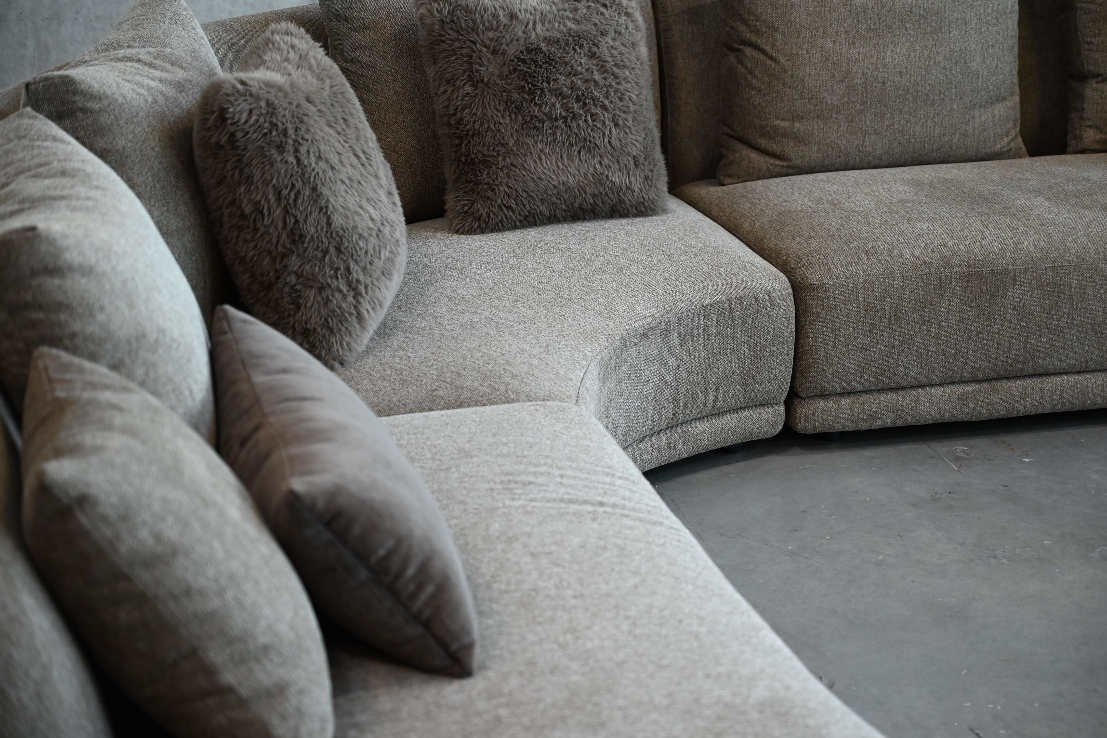 Voltaire Sectional RSF Chaise