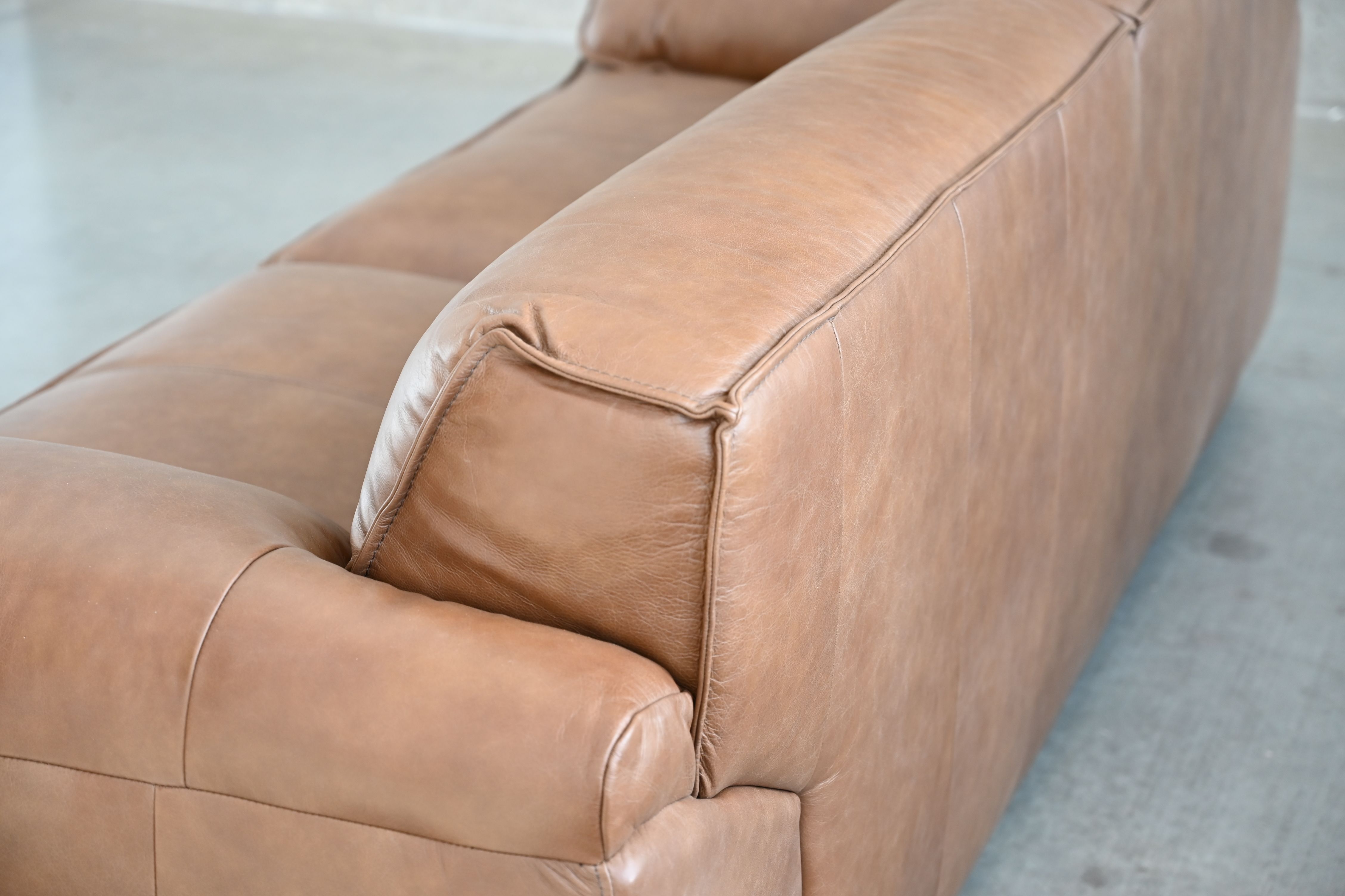 Osta Sofa