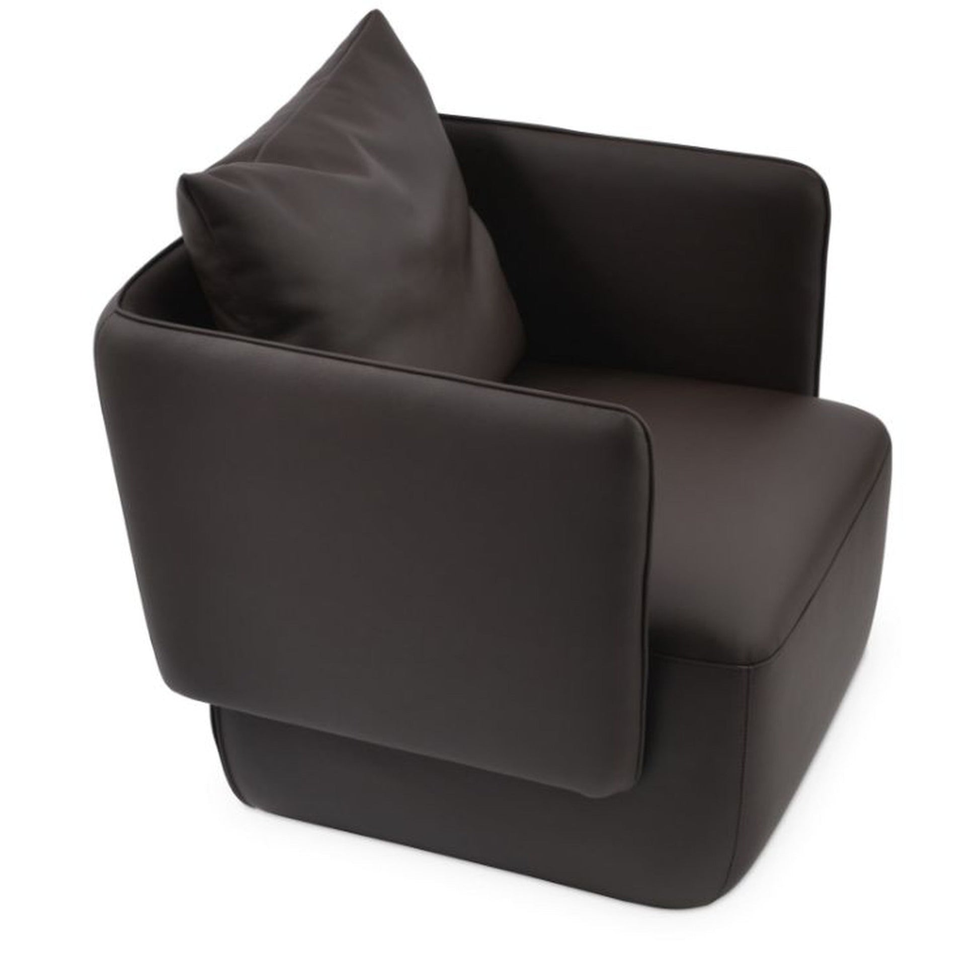 Toronto Lounge Chair by SohoConcept