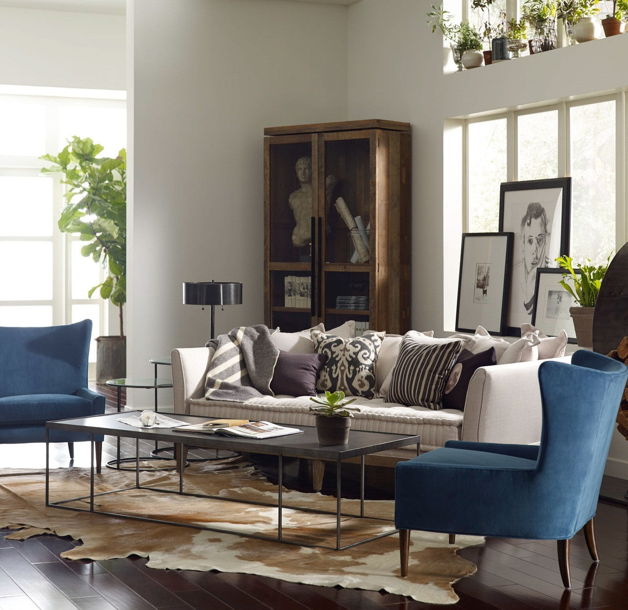 Theory Upholstered day bed sofa