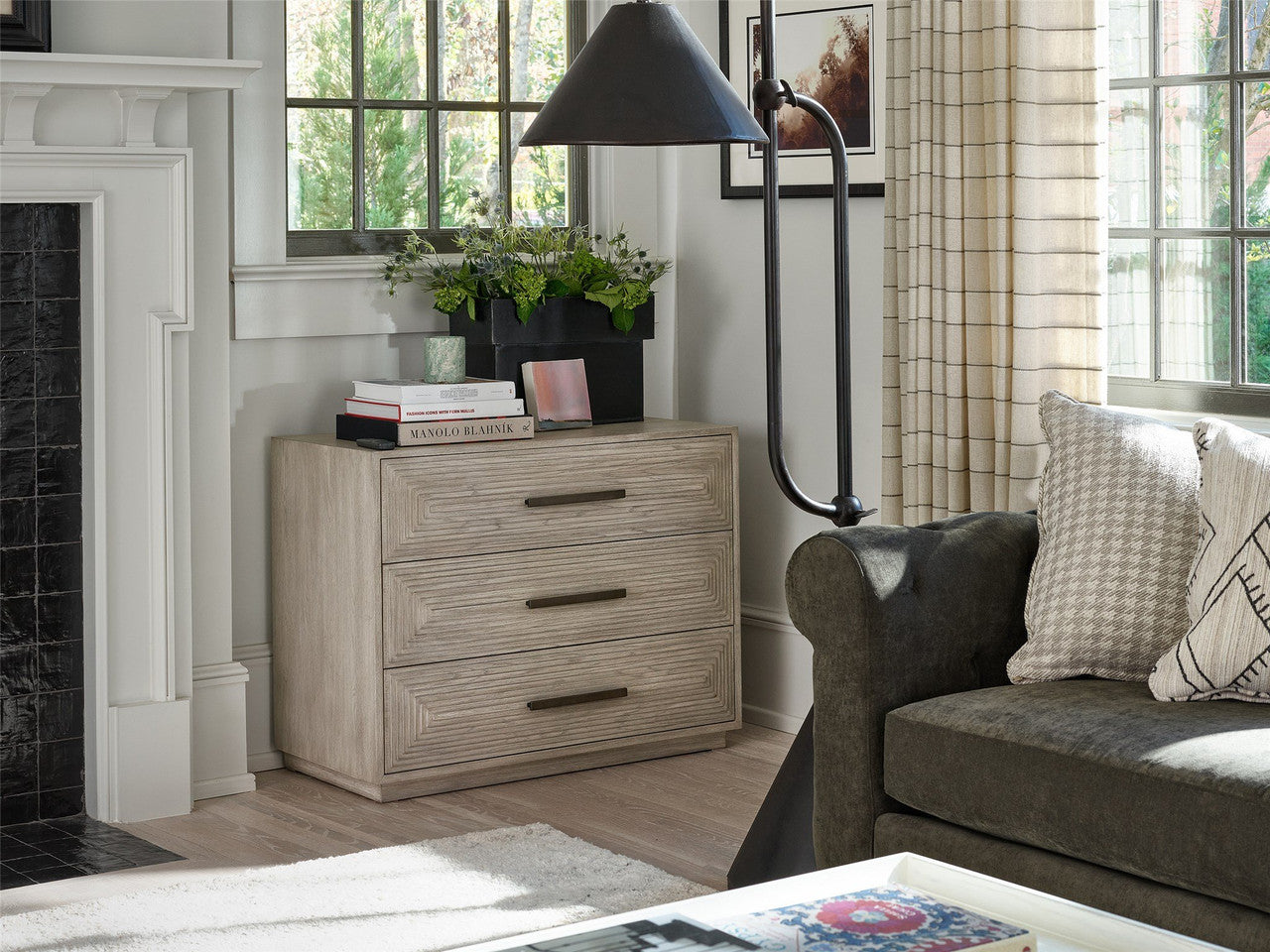 Modern Farmhouse Collins Chest - ZUF-U011C360