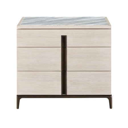Erinn V X Universal Maren 3 Drawer Nightstand