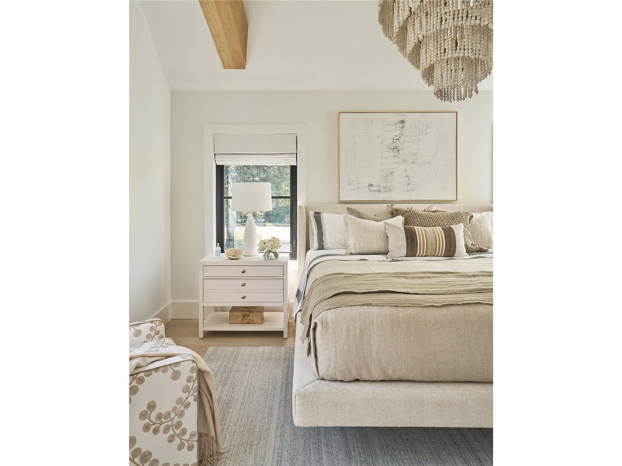 Weekender Coastal Living Home Collection Sainte-Ann Upholstered Bed King