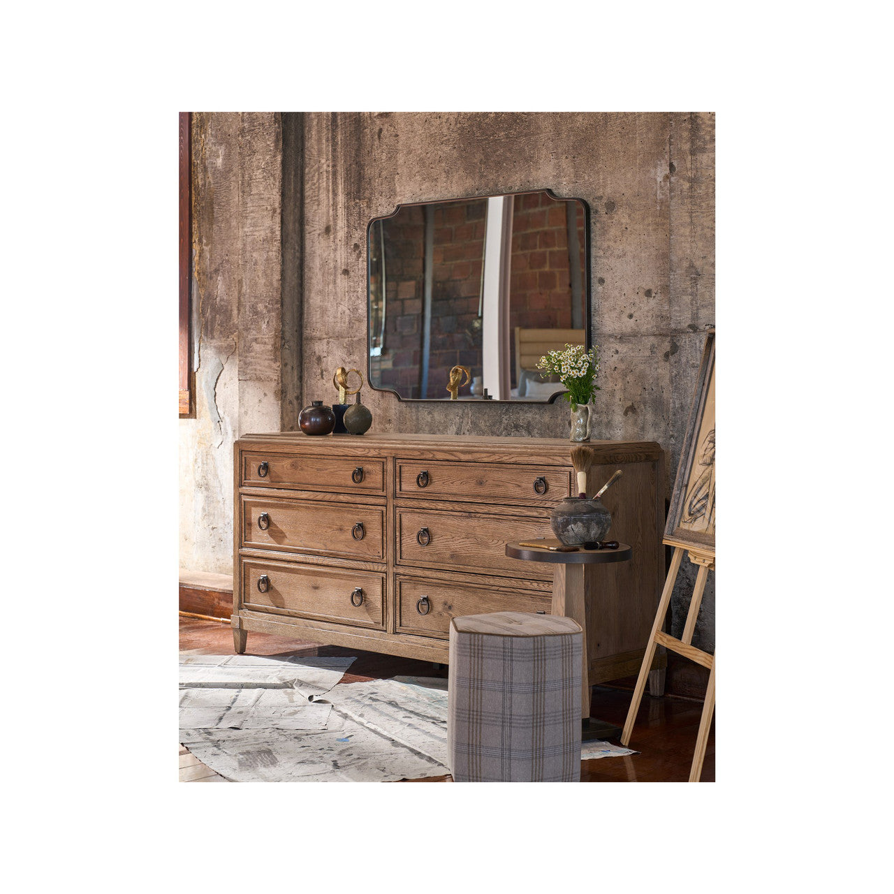 Sienna Dresser
