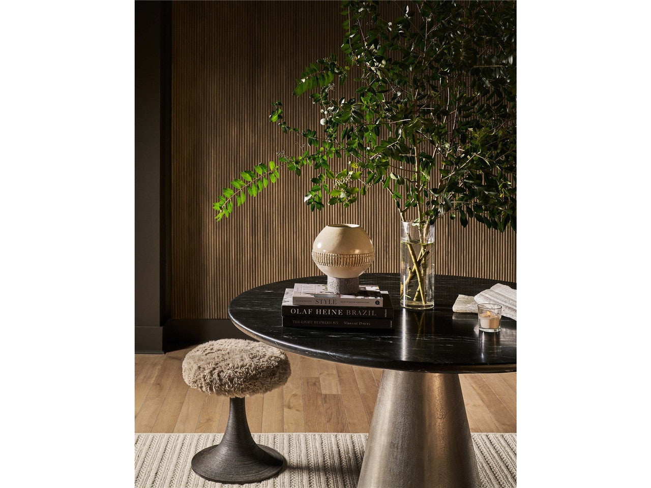 Kira Stool