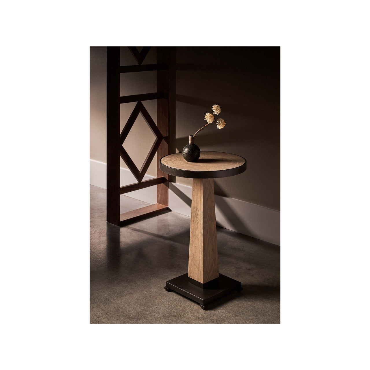 Canyon Spot Table