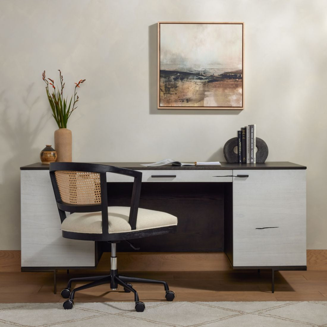 Cuzco Whitewash Yukas Wood Executive Office Desk