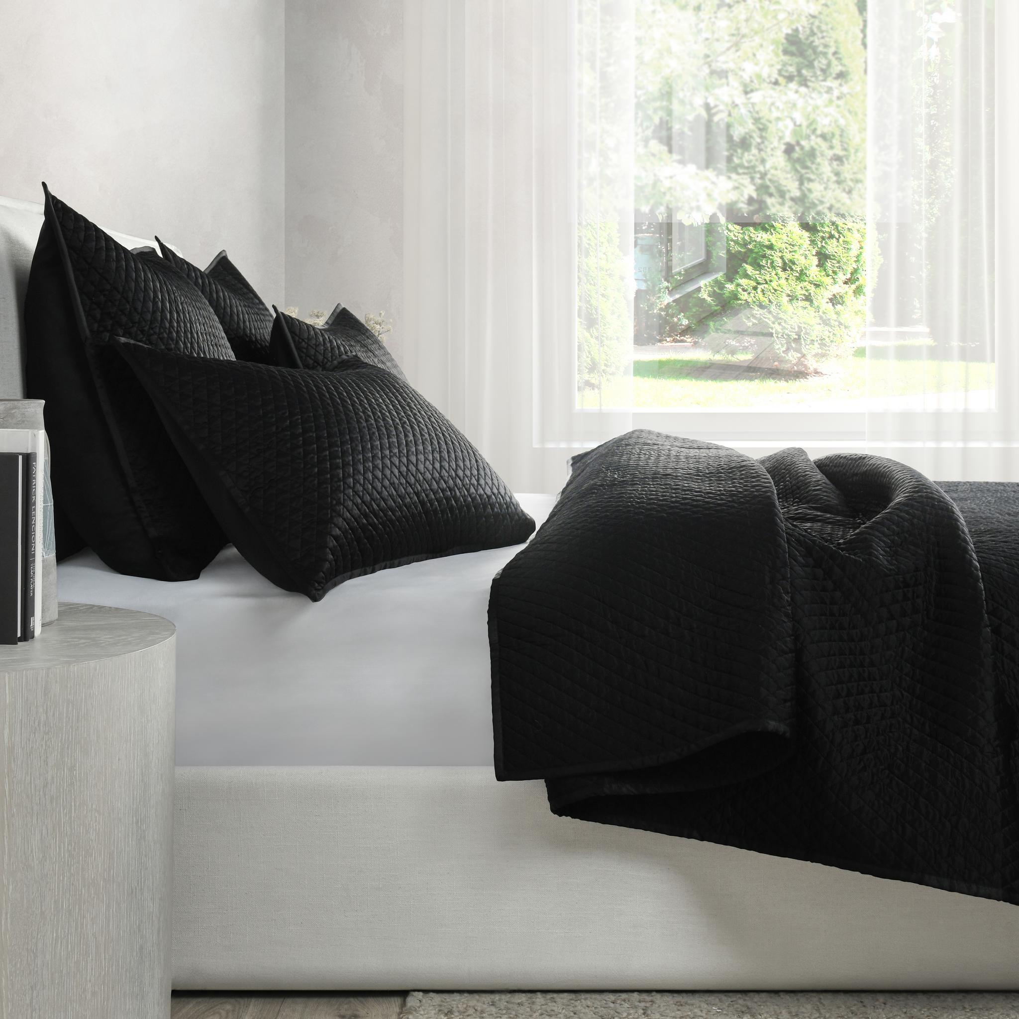 Diamond Quilt Collection - Onyx - King / Set