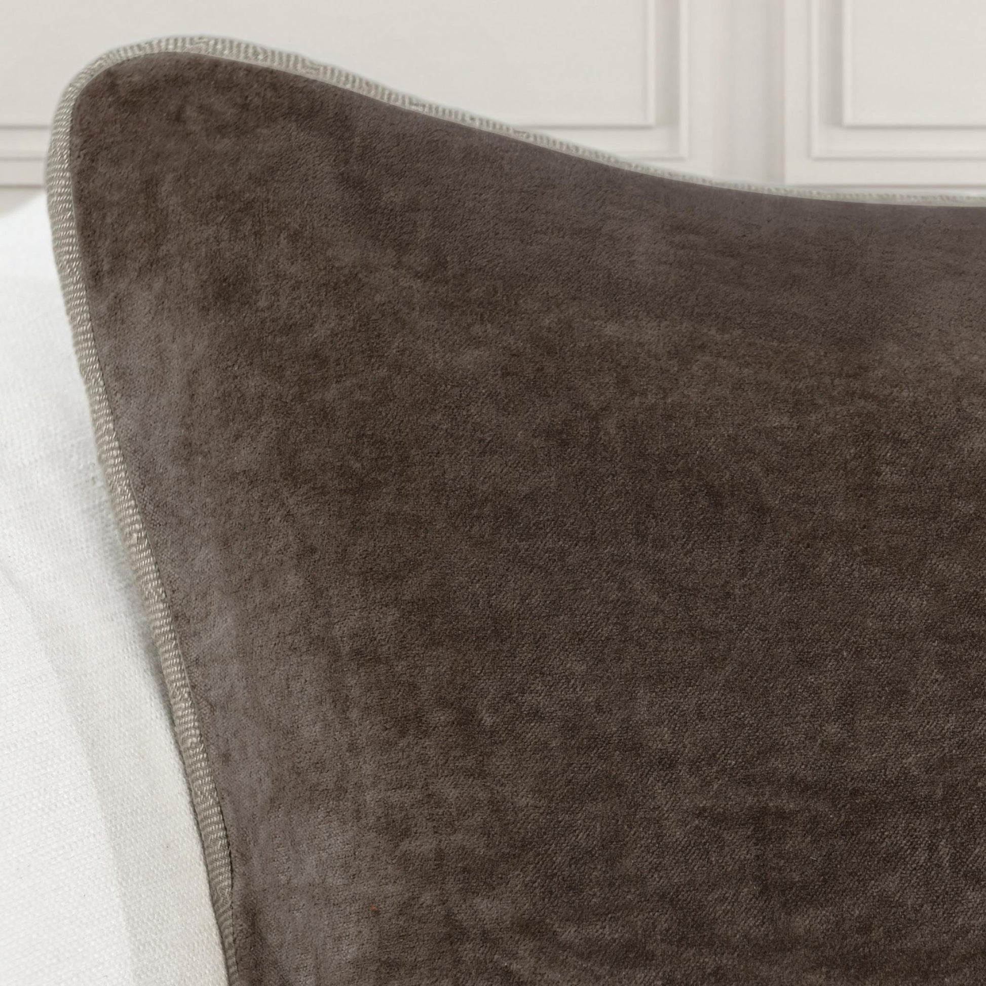 SLD Heirloom Velvet Multiple Sizes - Desert - 18"x18"
