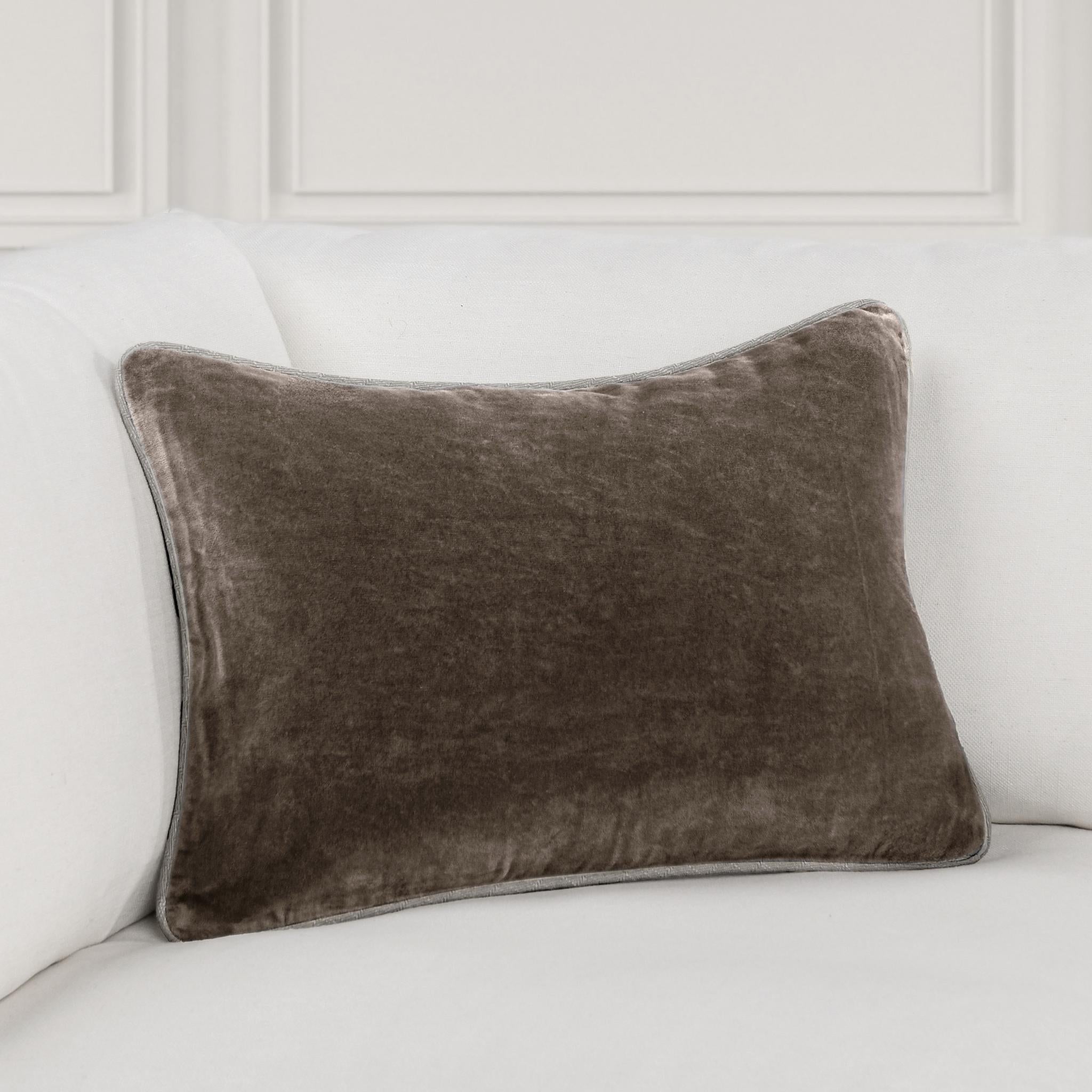 SLD Heirloom Velvet Multiple Sizes - Desert - 18"x18"