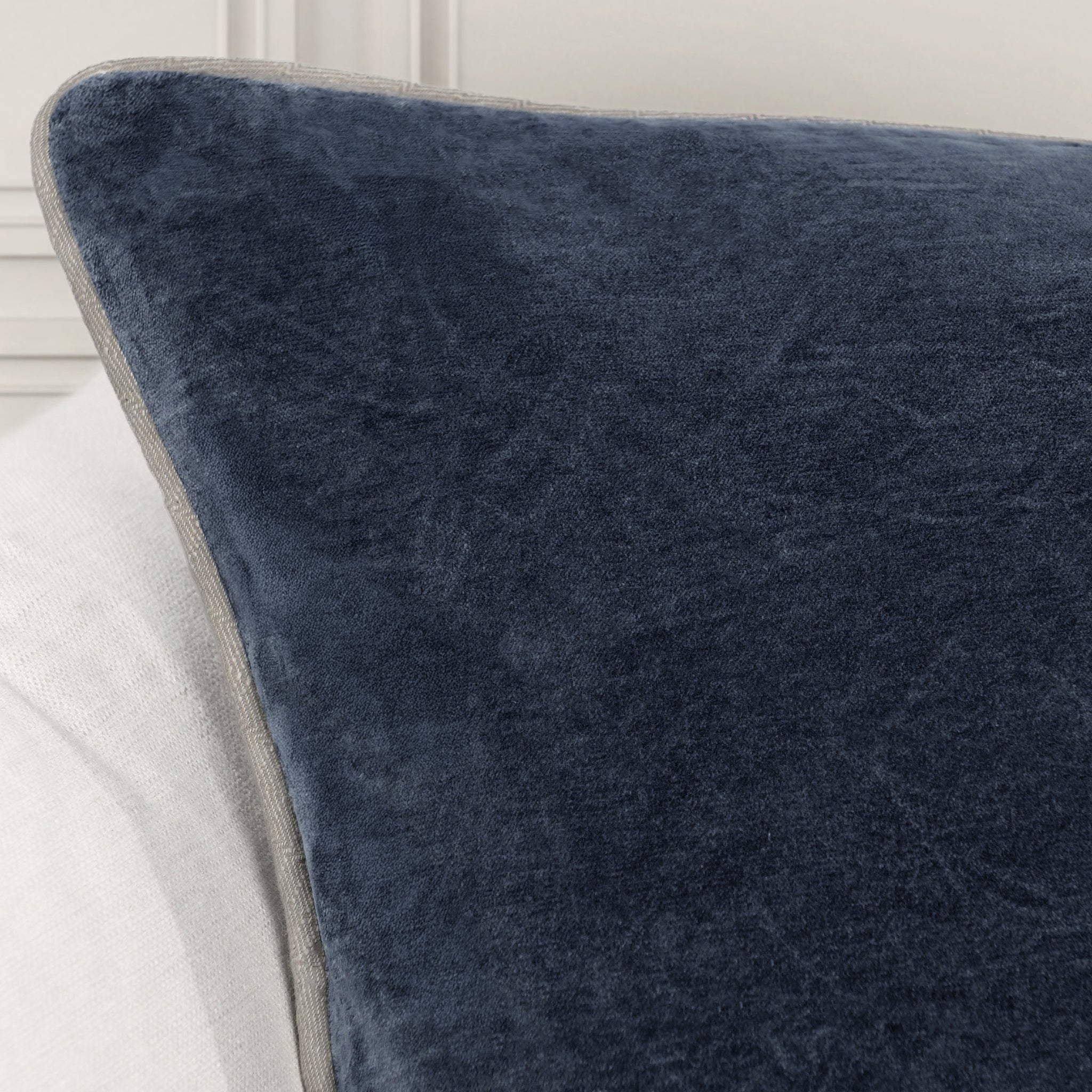 SLD Heirloom Velvet Multiple Sizes - Navy - 18"x18"