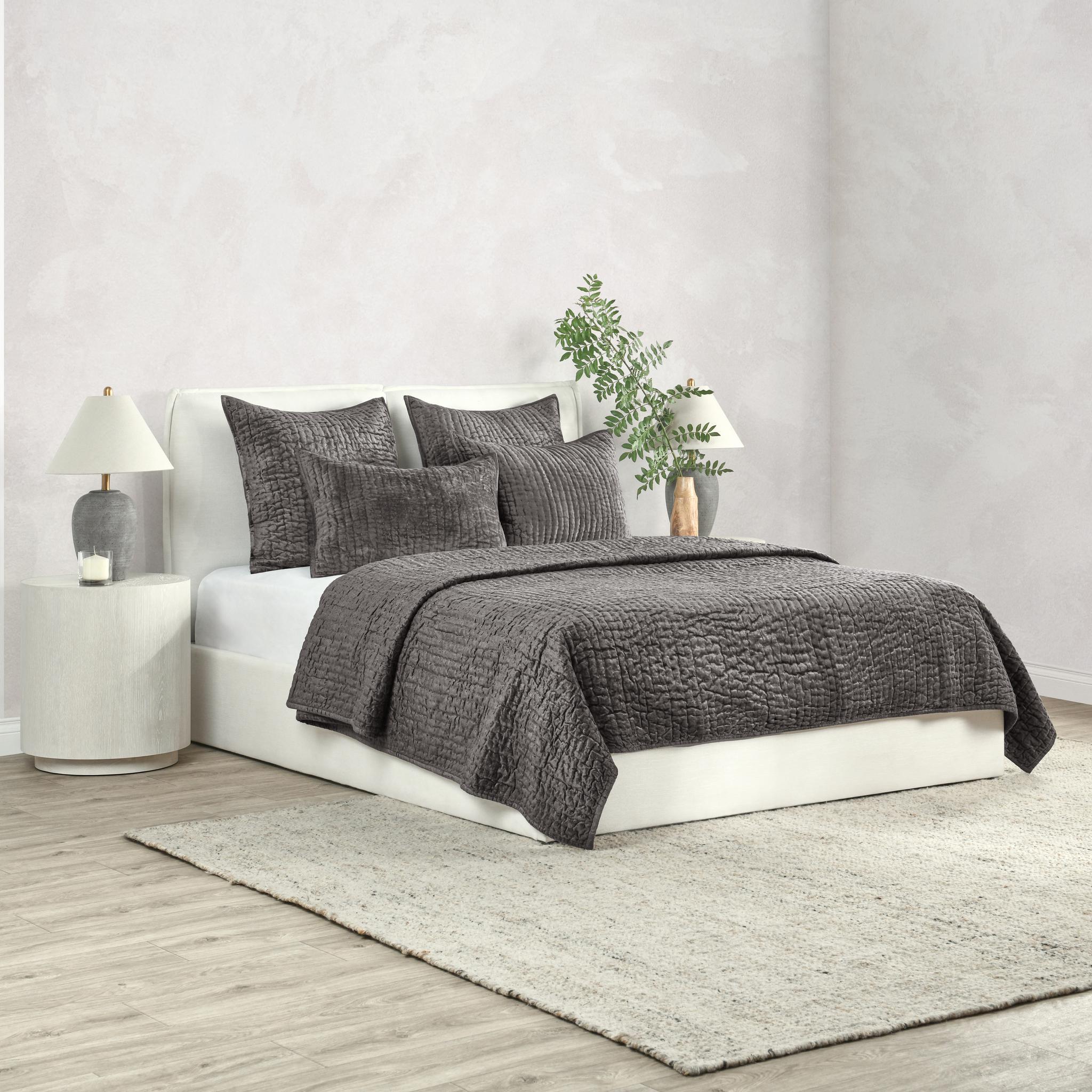 Bari Velvet Quilt Collection - Desert - King / Set