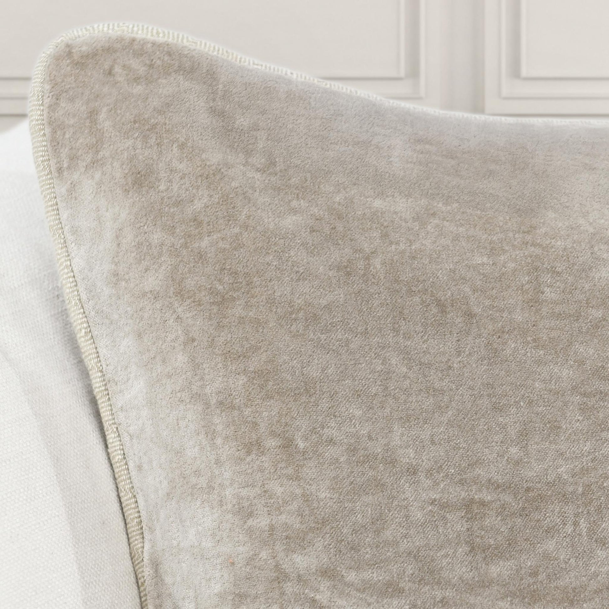 SLD Heirloom Velvet Multiple Sizes - Silver - 18"x18"