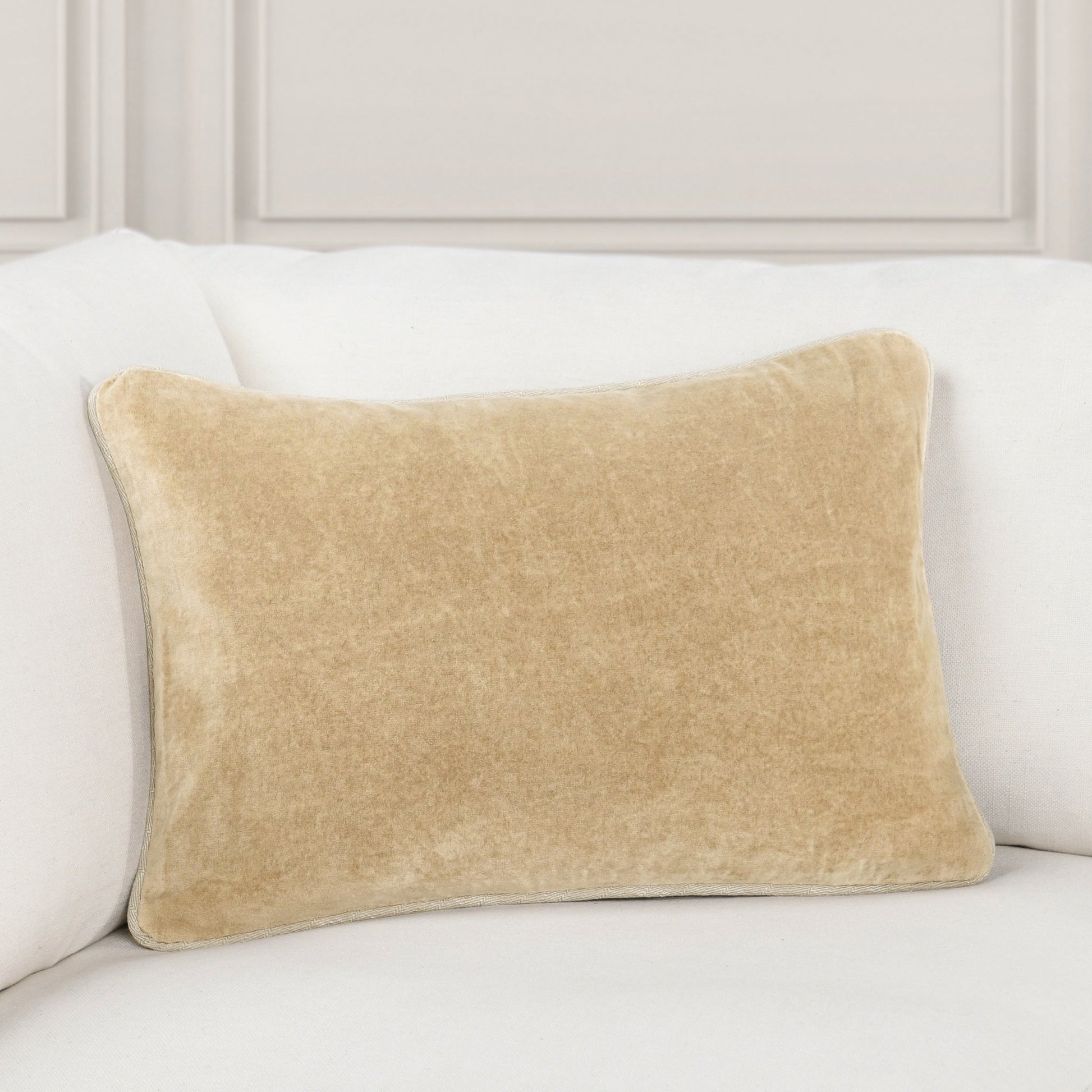 SLD Heirloom Velvet Multiple Sizes - Wheat - 18"x18"